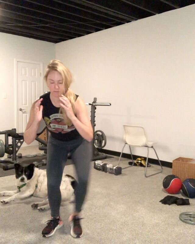 🙌🏻 Full Body.  NO 🚫equipment. AT Home workout🏡💪🏻 with Coach Brandon. 🐶 Complete 3 rounds! 1 minute each exercise, 15 sec rest. 
1.  Low stance side squat to jump
2. Lateral lunge to oblique twist, 30 sec ea side 
3. Modified burpees. Add in a 