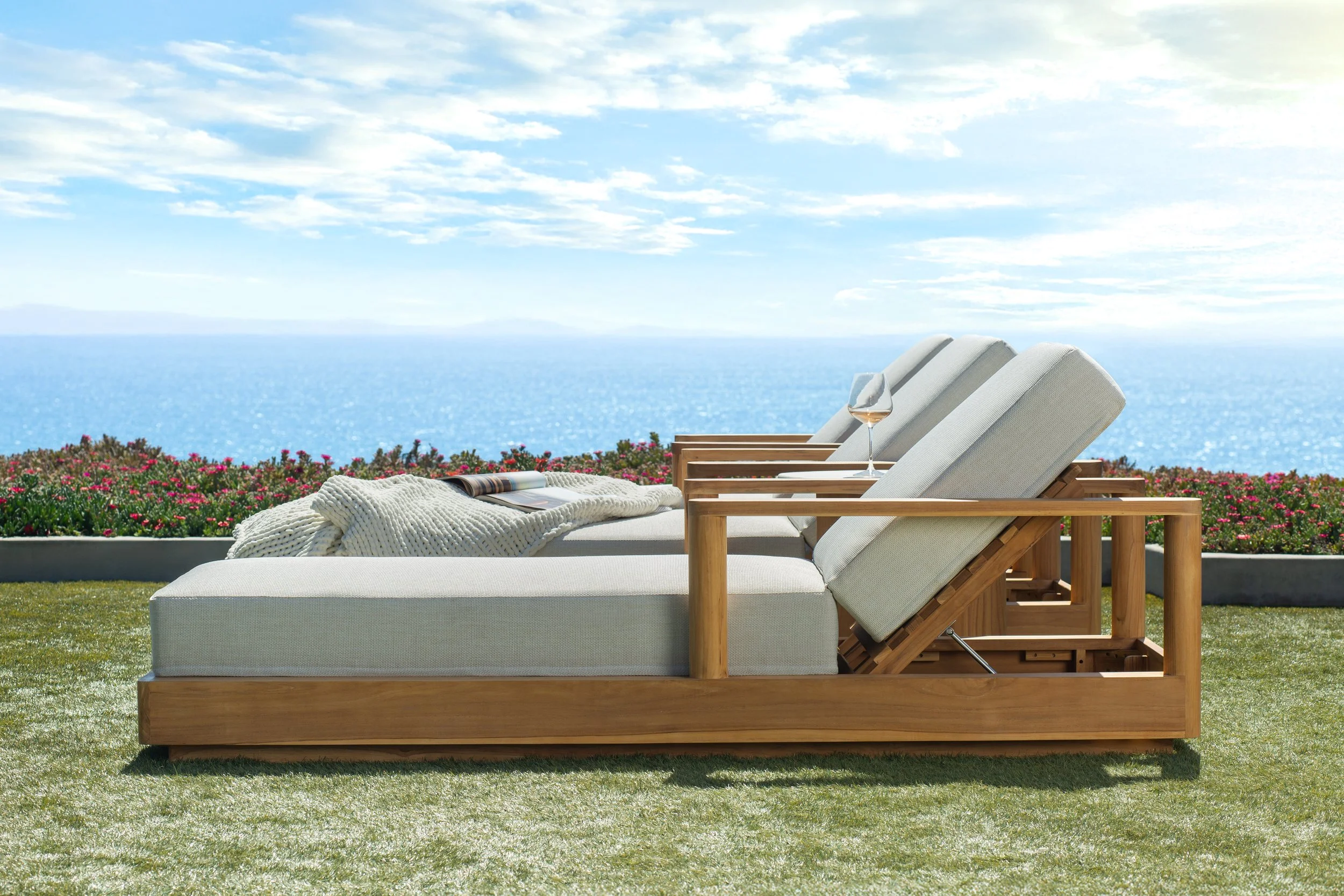 LOUNGES_02.jpg