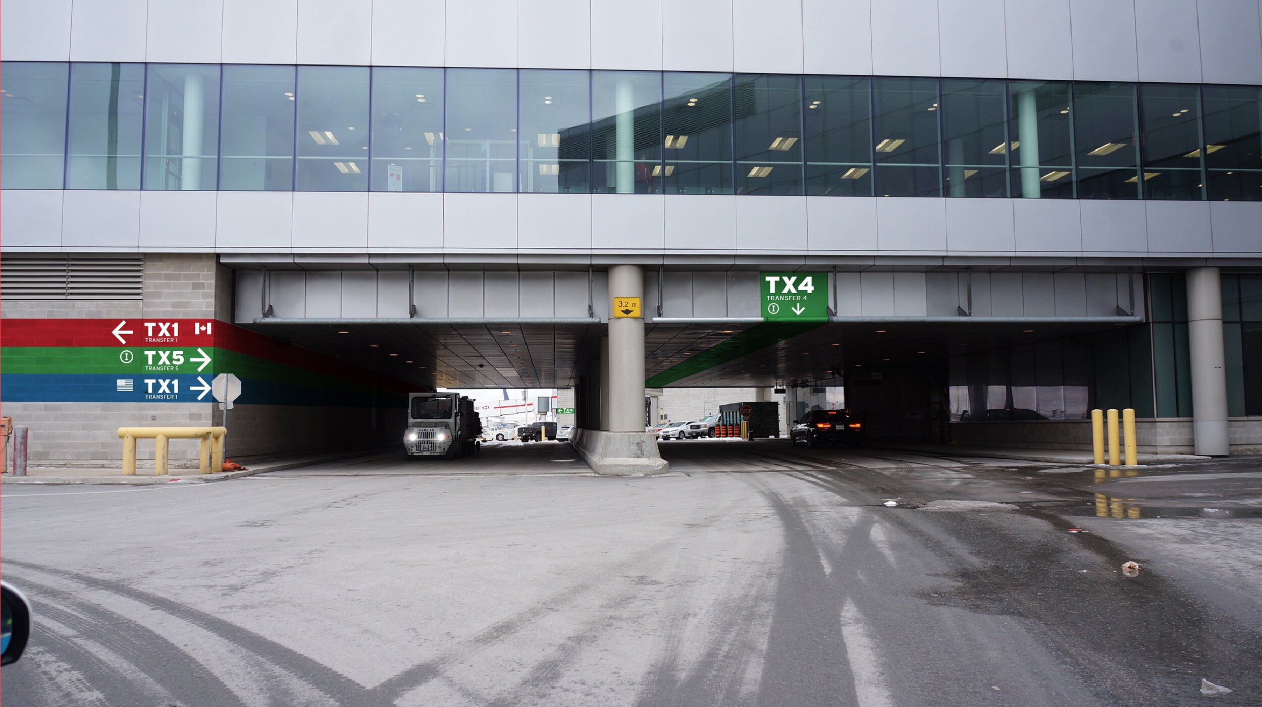 1—Apron—Wayfinding.jpg
