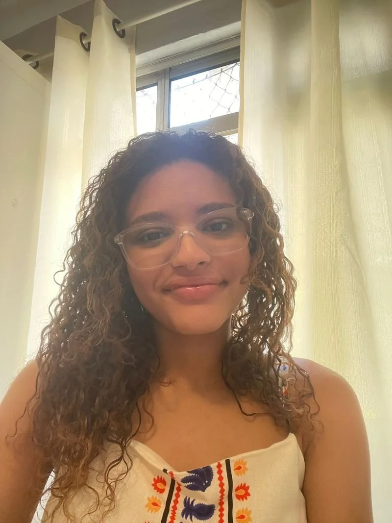 Caroline Vitória Simão Lucas