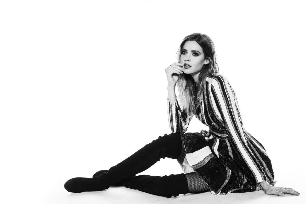 The Black + White Forward