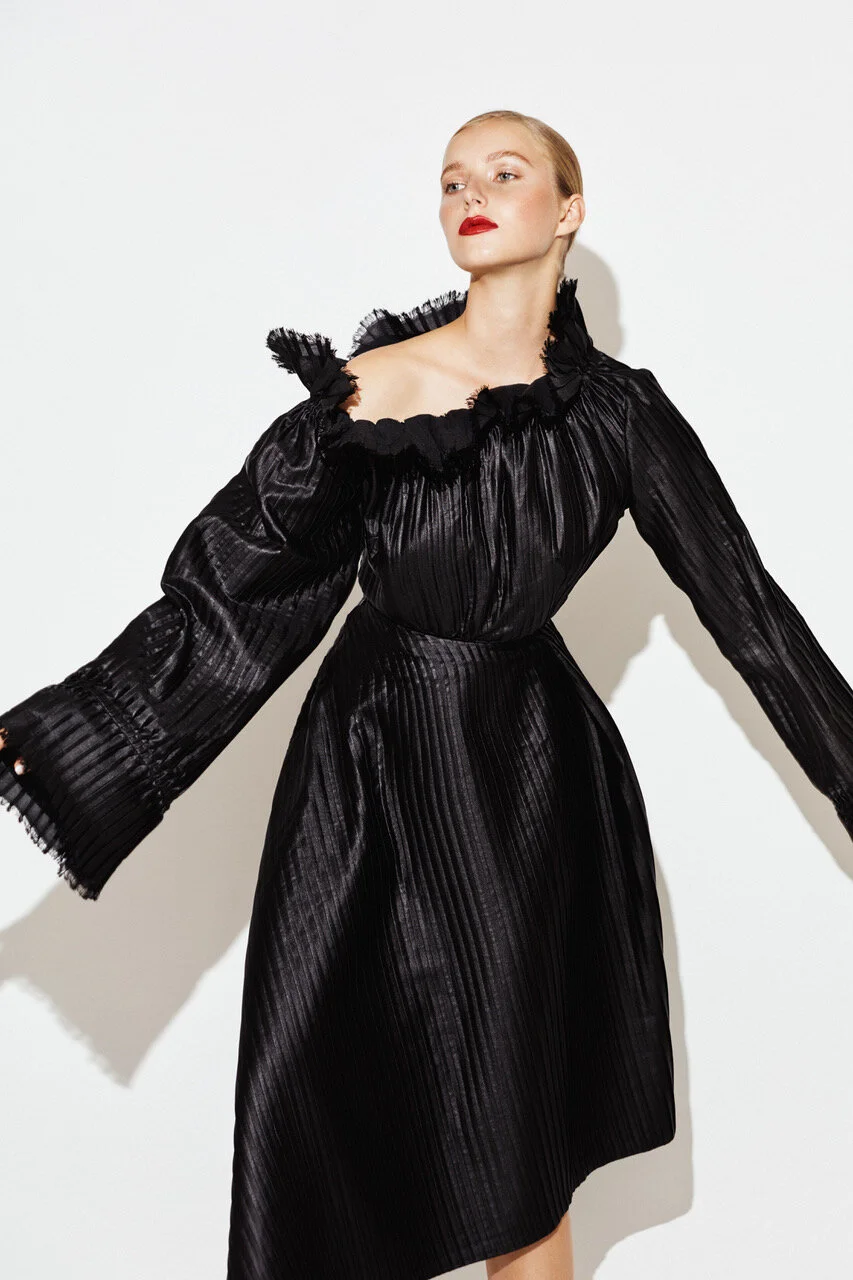 REGALIA // TRANSPARENT ISSUE 7