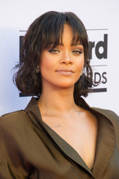 Rihanna's SQUARE