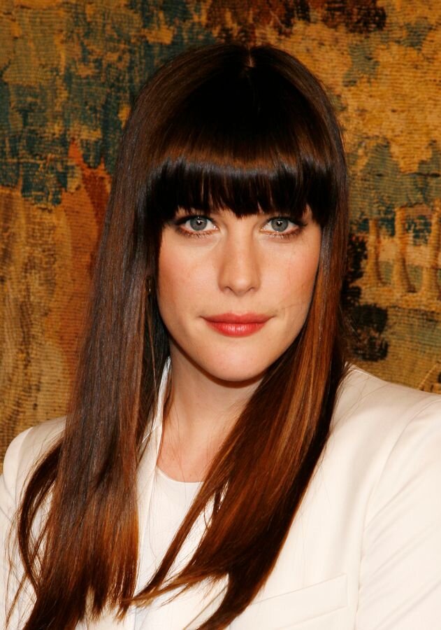 liv taylor long face fringe.jpg