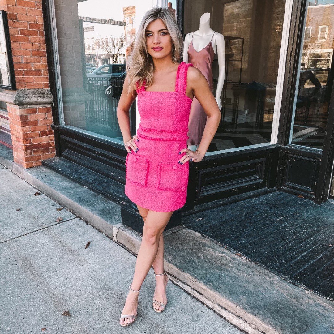 Mic drop.......Officially my new favorite dress in the store! A bright pink tweed mini with a subtle nod to Chanel with the frayed detailing. Swooning over this absolutely gorgeous dress. Love! Love!💕