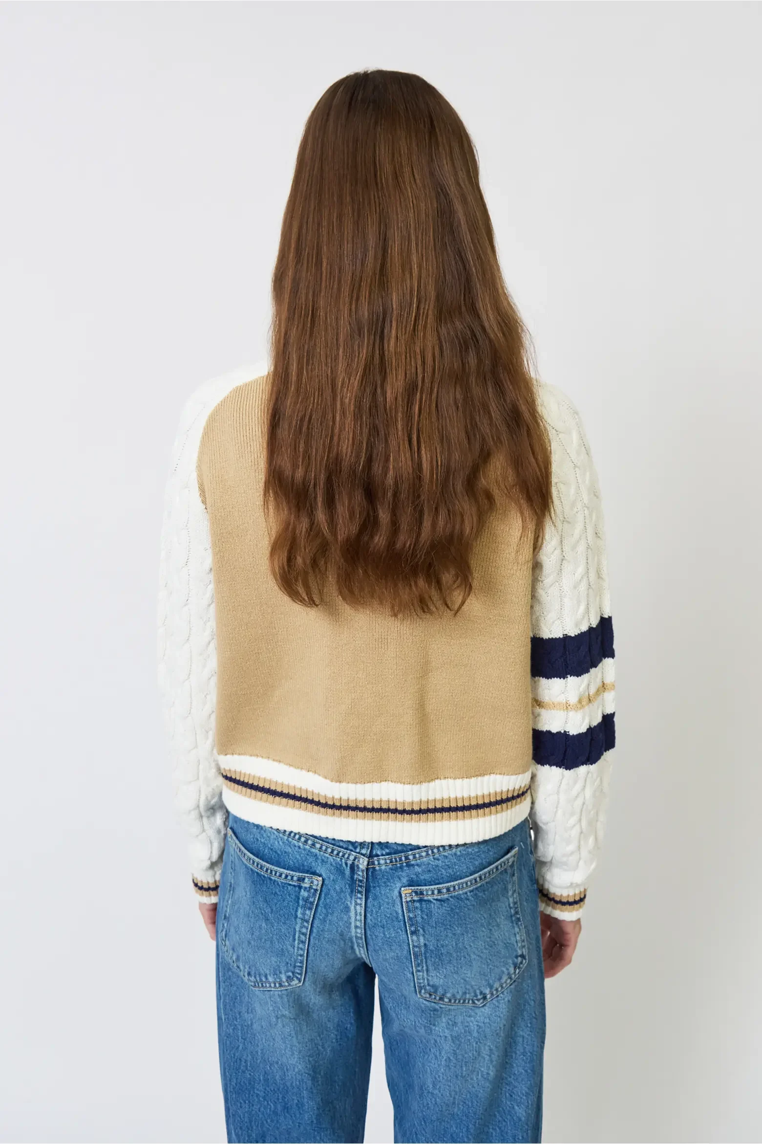 b30e99f1-ea33-4088-b5e0-41ad40954eba.webp