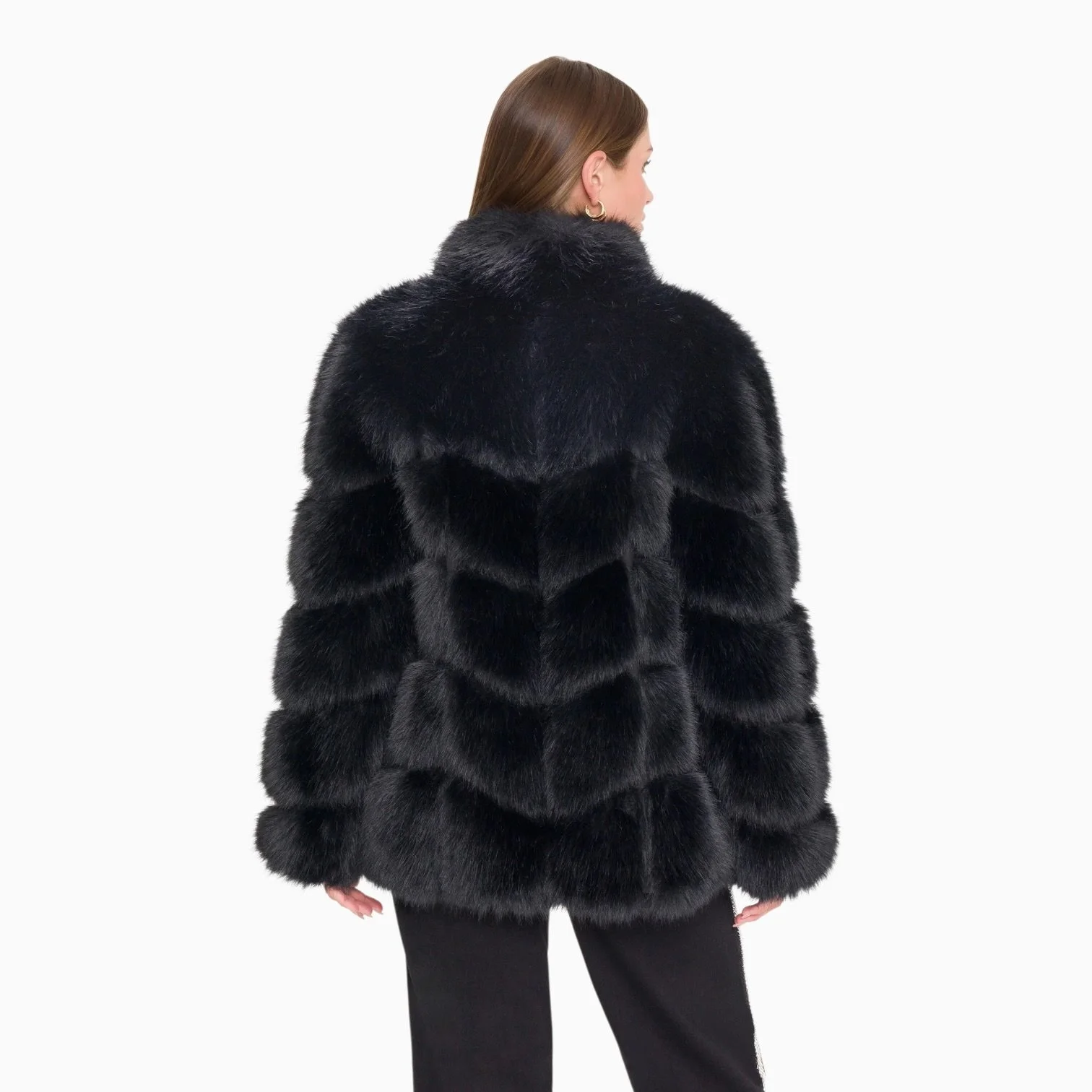 H25_LouisaFauxFurJacket_AgnesCrystalBodysuit_ErikaCrystalJeans_Black2-Photoroom.jpg