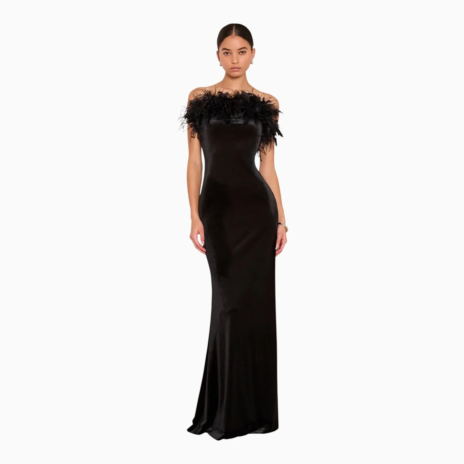 VE23164_ELLA_GOWN_BLACK_E-Photoroom.jpg