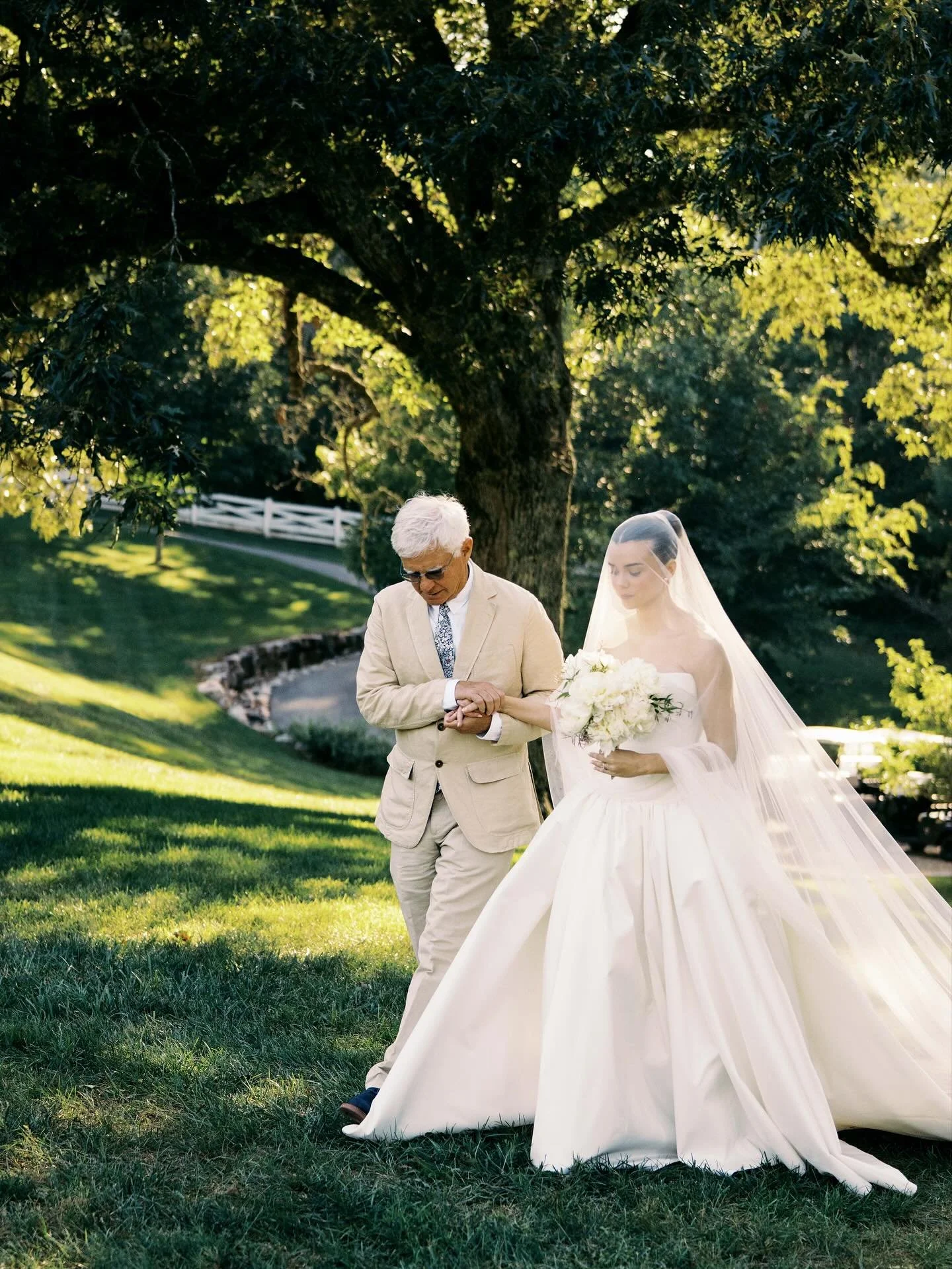 We will never tire of the timeless beauty and pure joy of these ceremony moments captured by @clarkbrewer. As featured in @vogueweddings.

Planning &amp; Design @augustacole
Photography @clarkbrewer

@blackberryfarm
@tts_studios
@maryloverichardson
@