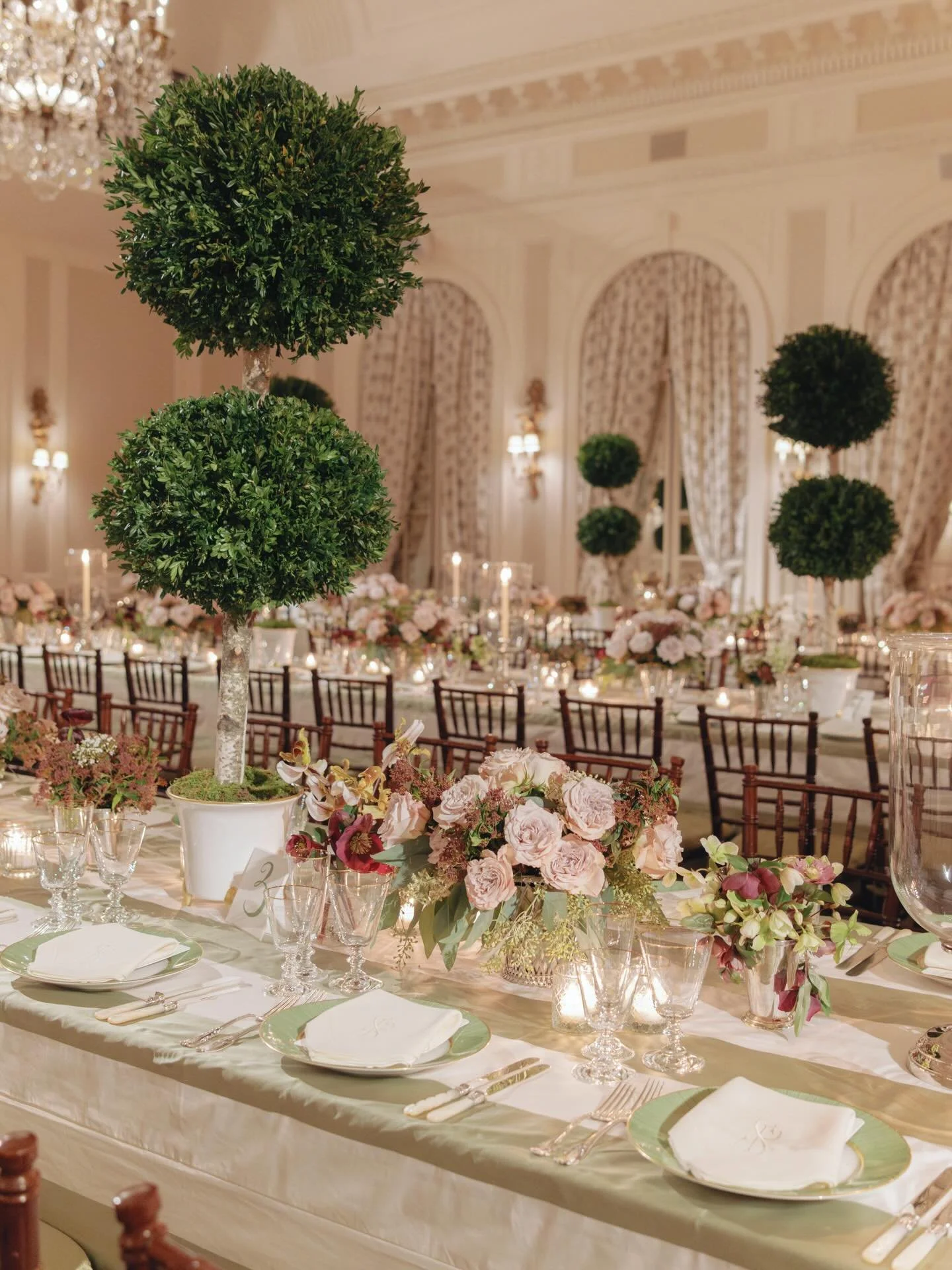 As we pack for our first wedding of 2026, we&rsquo;re reflecting on our February wedding of 2025 💫 We introduced a fresh perspective to this timeless ballroom with custom draping featuring floral embroidery, designed to complement three long, contin