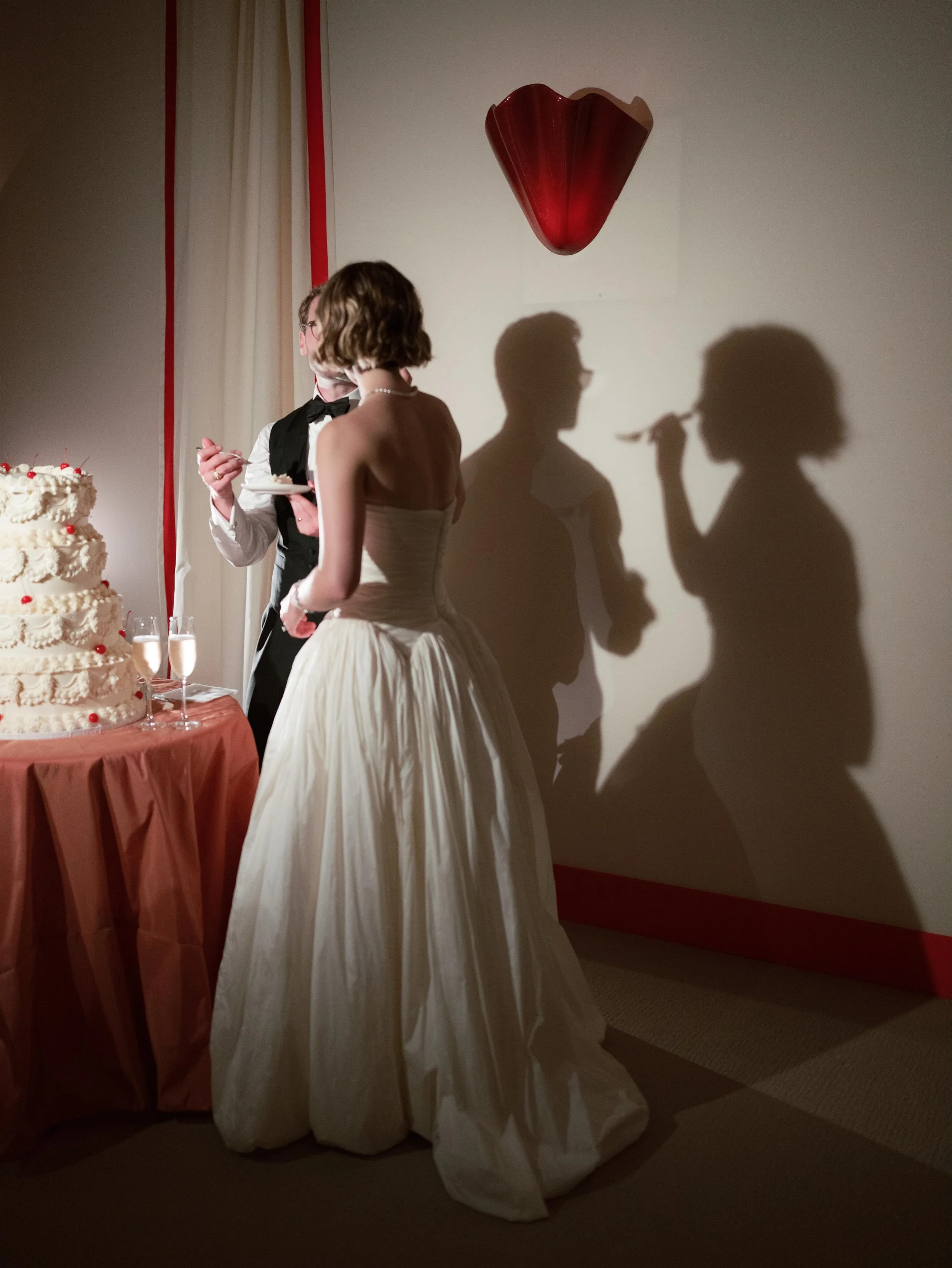 Everything about K&amp;C&rsquo;s supper-club-inspired tent felt like a step back in time, yet entirely fresh. While grand in scale, the atmosphere remained intimate and familiar.

I love this cinematic capture from @corbingurkin. Those silhouette sha