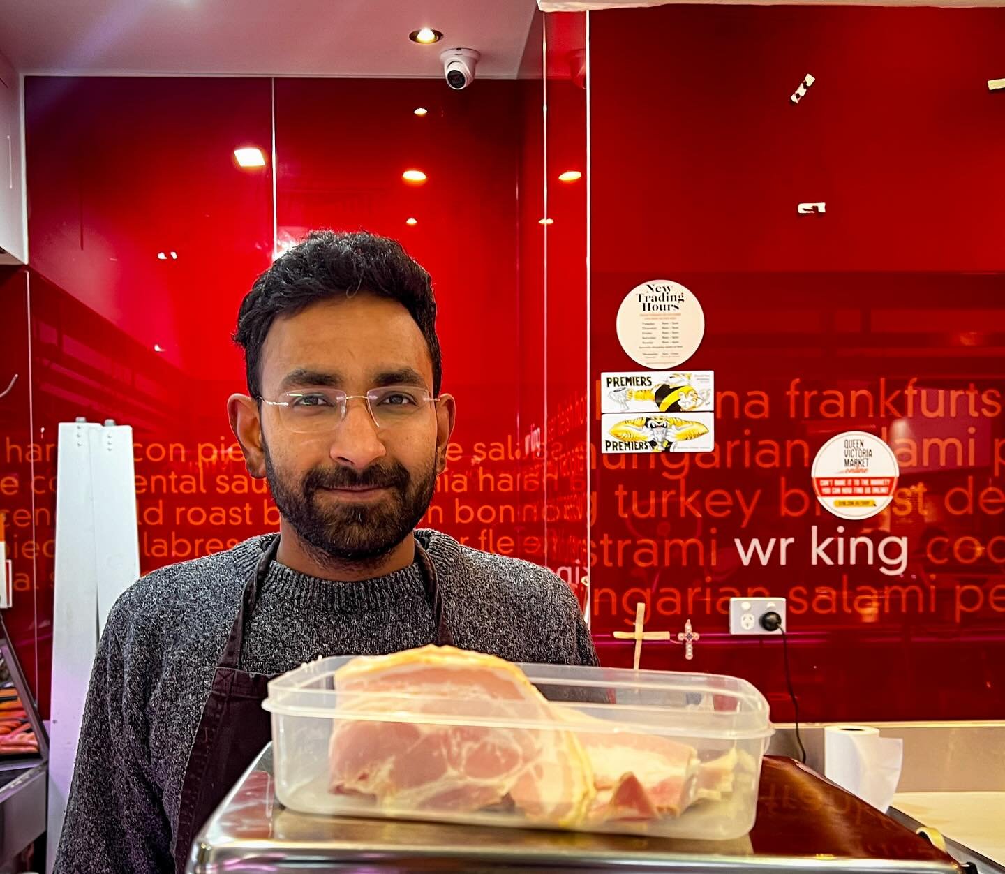 Shoutout to Sourav and the team at W.R. King Smallgoods for championing reuse at the market! You&rsquo;ll find them serving up top-quality smallgoods with a side of sustainability, always welcoming customers who bring their own containers.

Next time