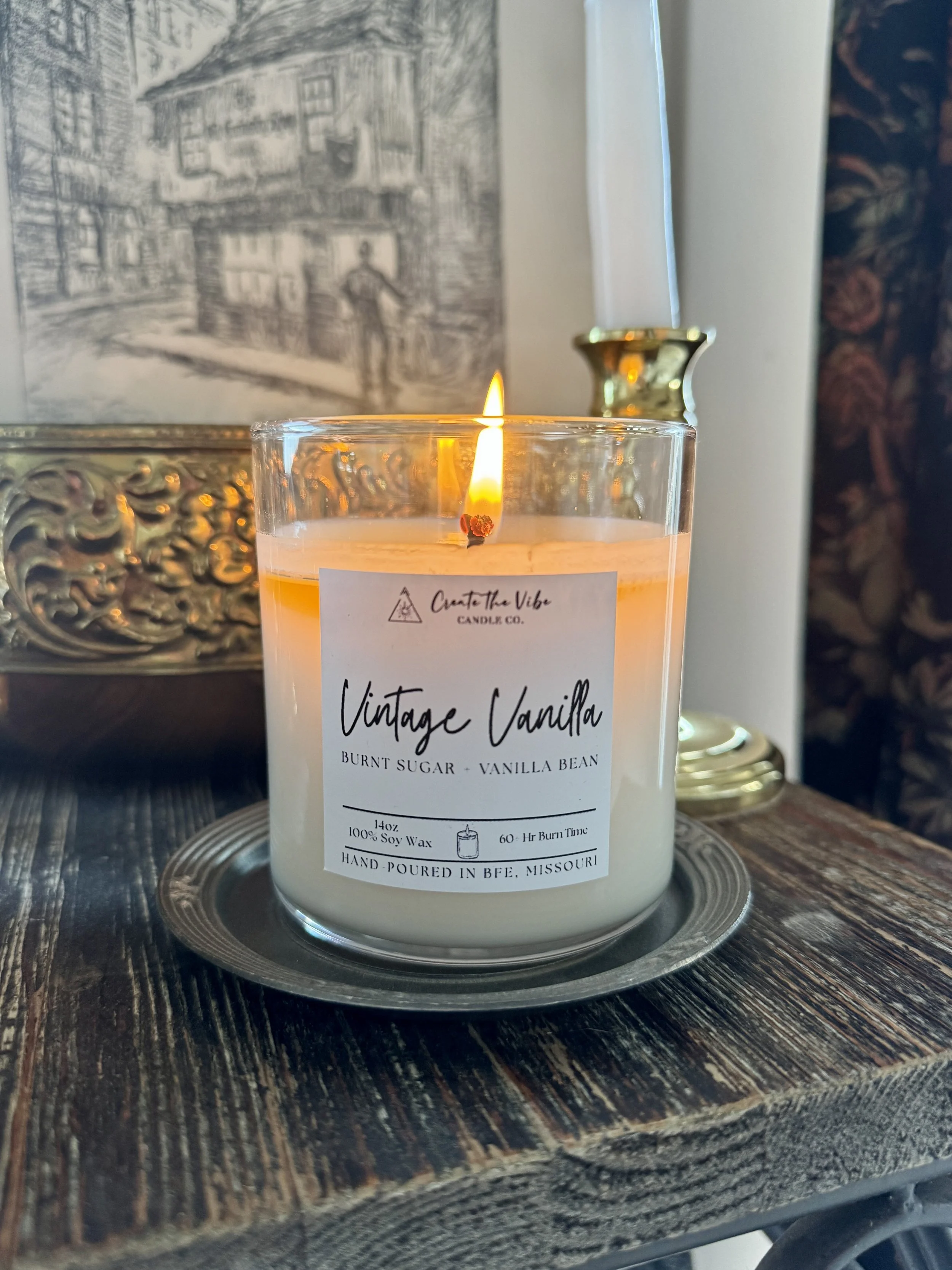 Vintage Vanilla 14oz Candle
