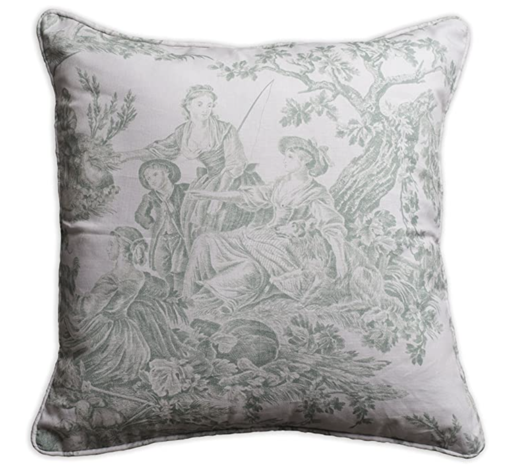 Toile-Pillow-2.png
