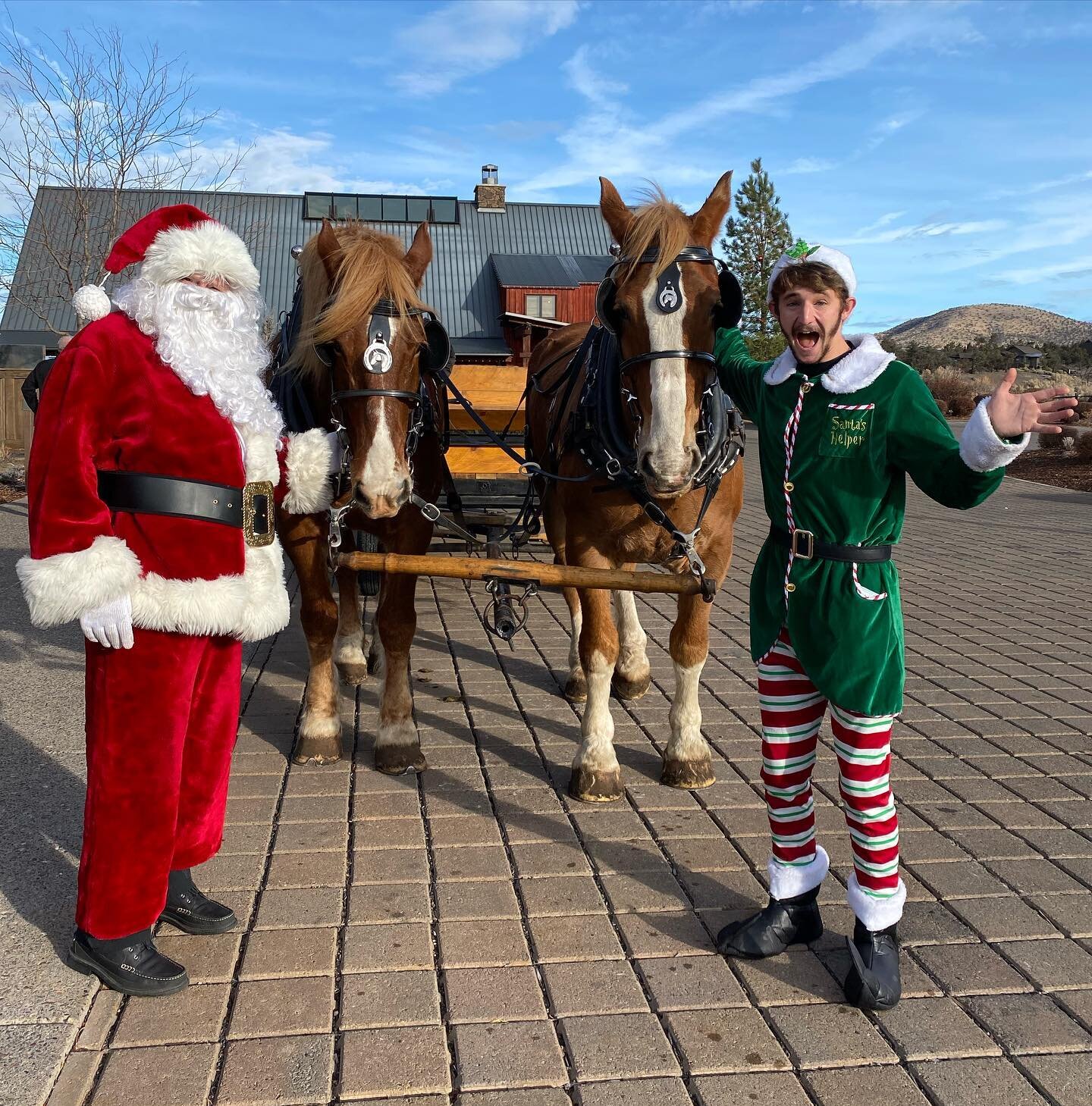 Bring out the family, visit with Santa and get a ride with Duke and Dan! We&rsquo;re here at @brasadaranch every Saturday 9-12pm until Christmas Eve!! ❤️🎄🎅