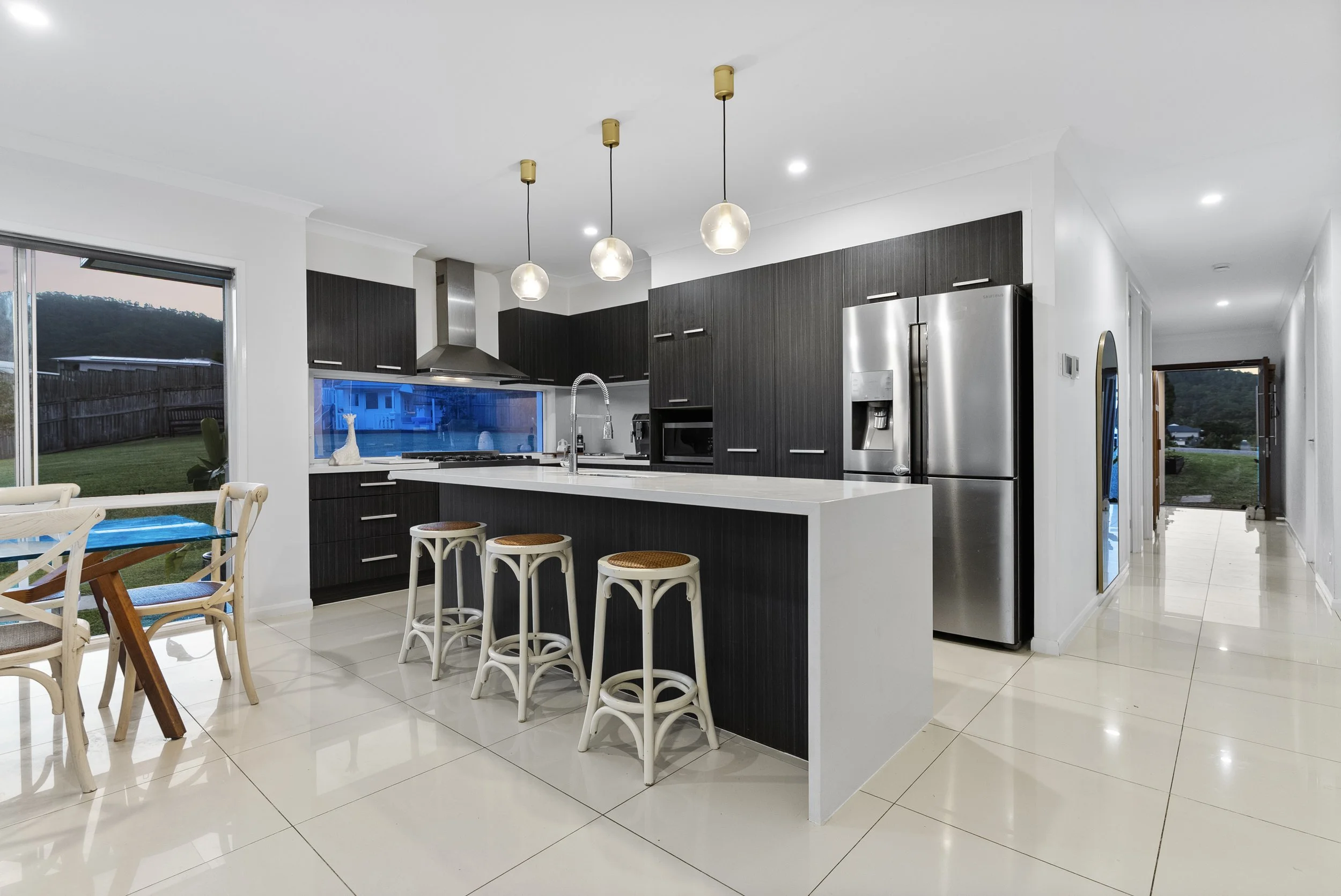 016_Open2view_ID1007775-20_Sabina_Street.jpg