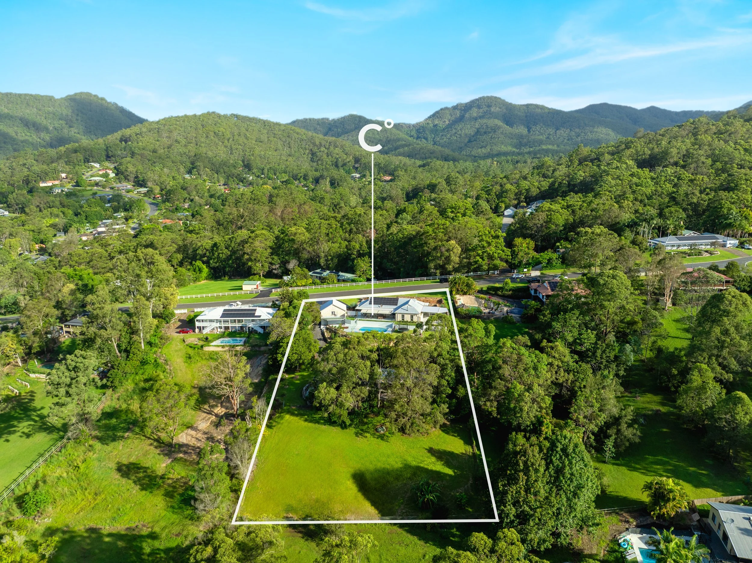 25 Aylesham drive Bonogin (aerial marked up)-11.jpg