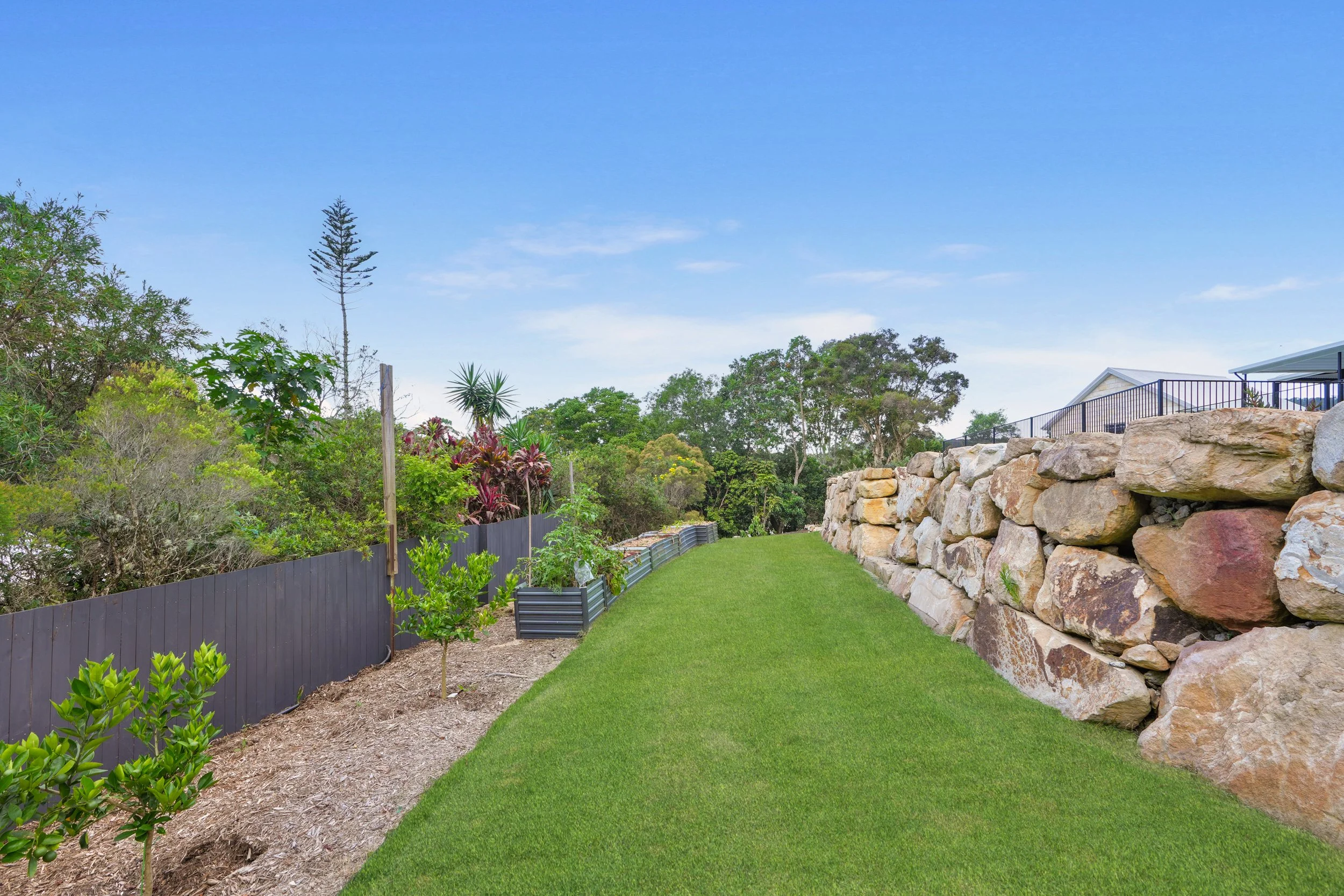 25 Aylesham Dr-18.jpg