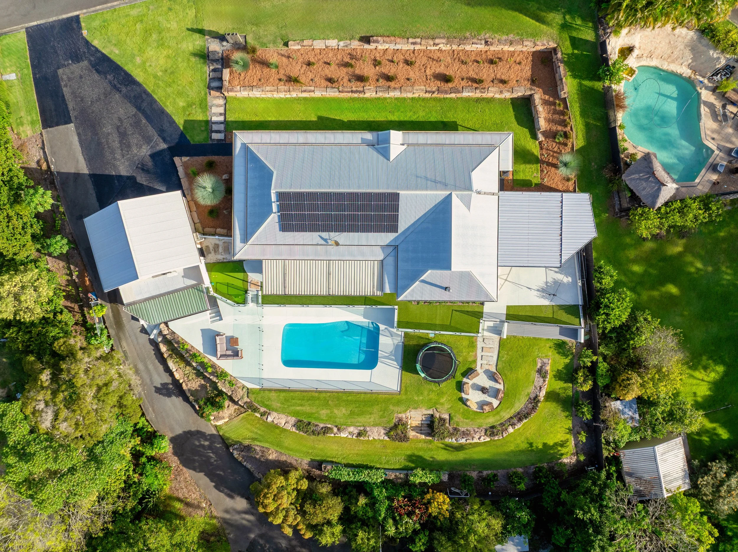 25 Aylesham drive Bonogin (aerial marked up)-4.jpg