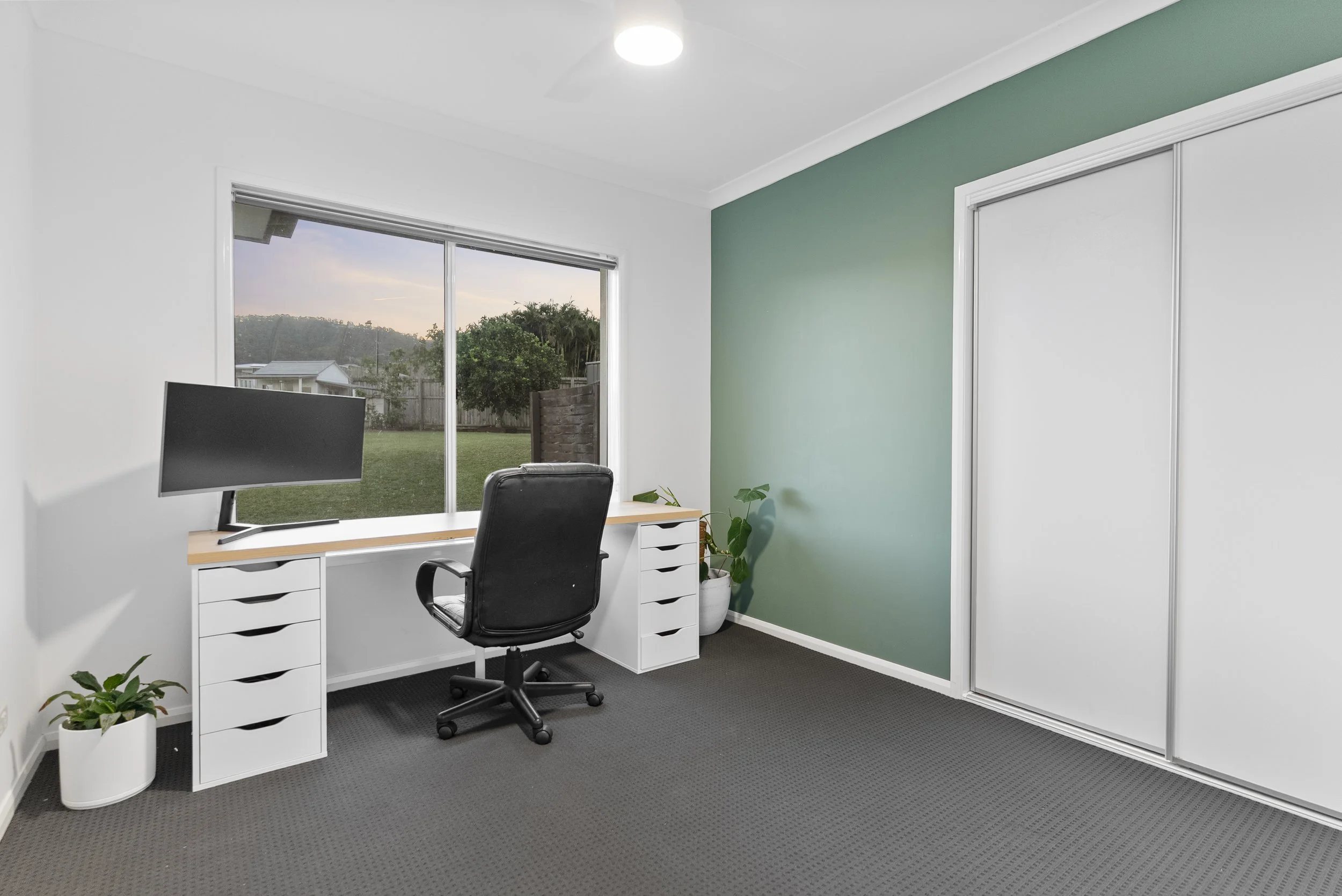 030_Open2view_ID1007775-20_Sabina_Street.jpg