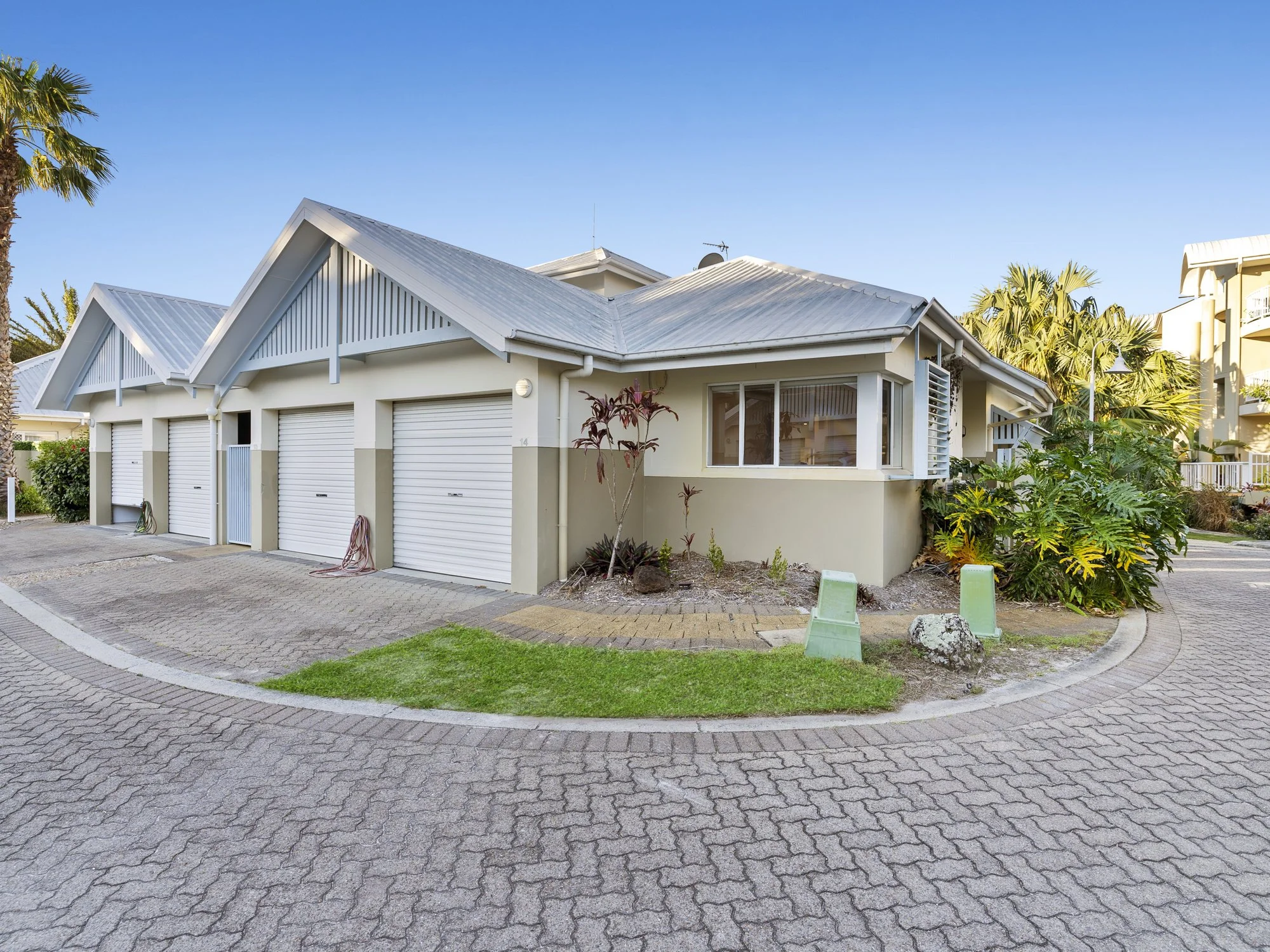 003_Open2view_ID966800-14_16_Crescent_Avenue.jpg