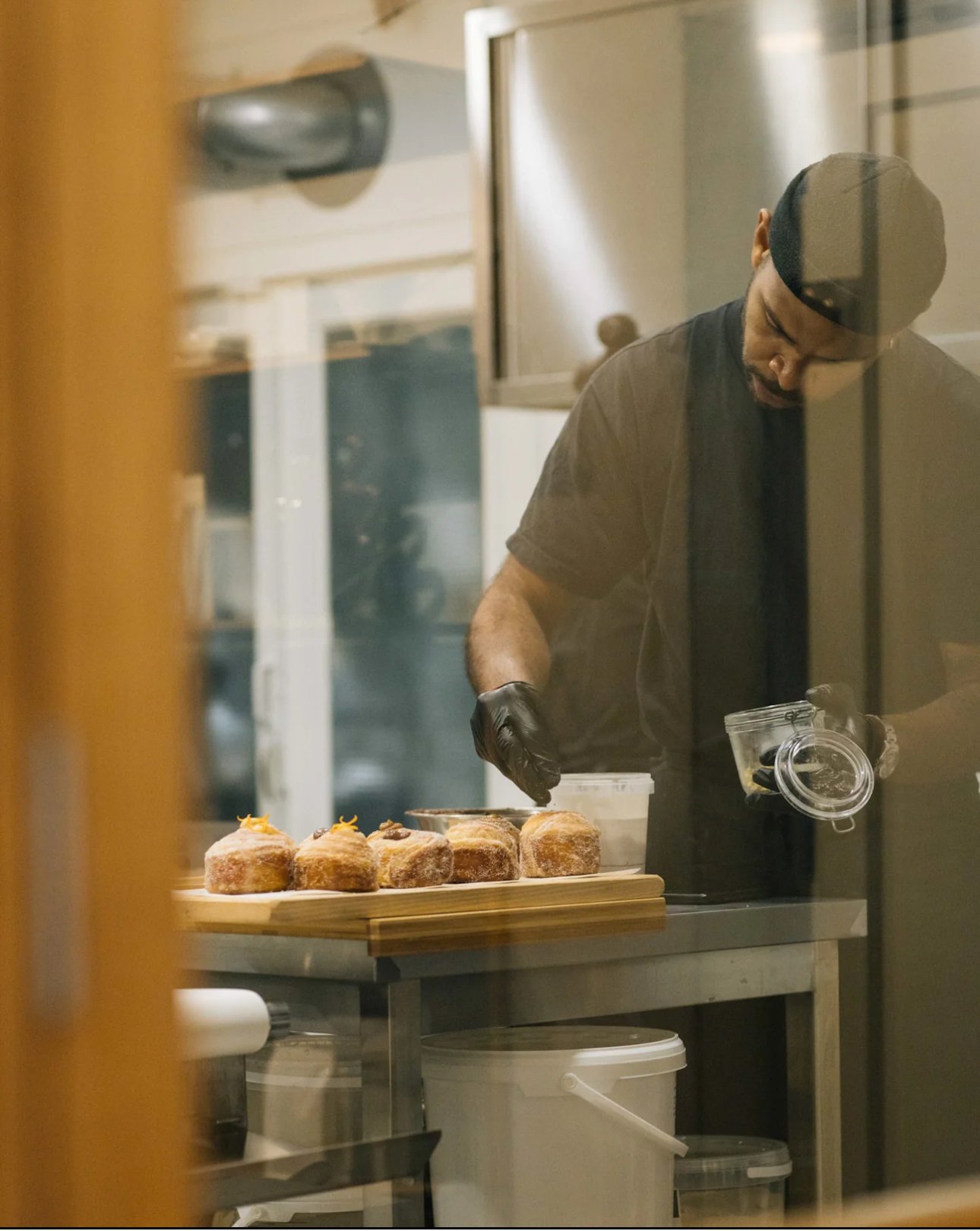 Exploring the best bakeries in Amsterdam...