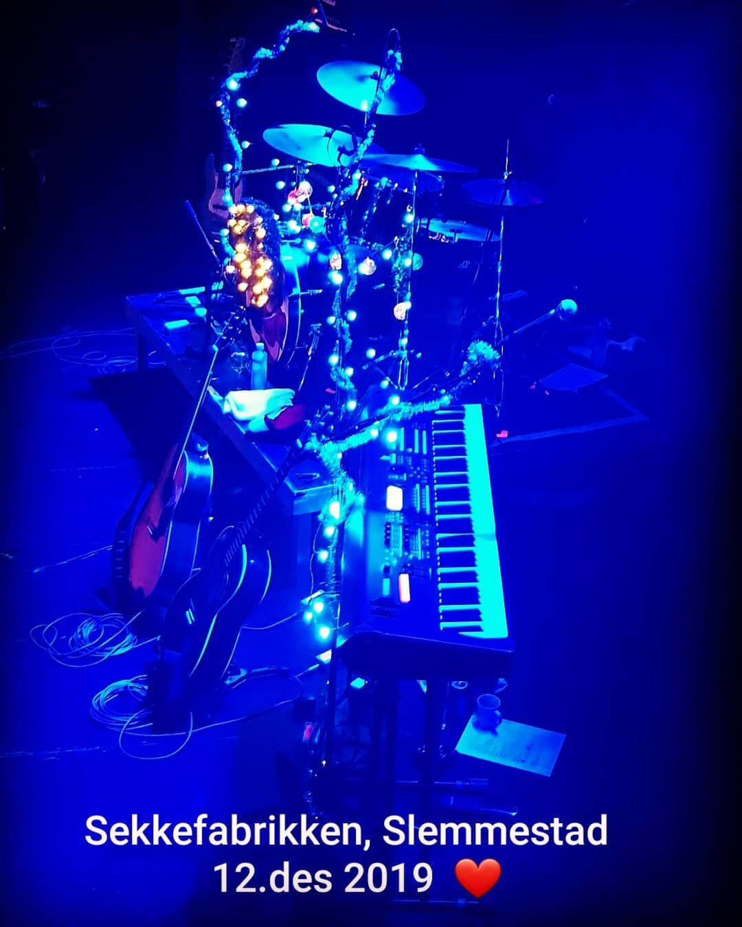 julekonsertene er i gang🎅🎉
#diderre #sekkefabrikken #herligpublikum