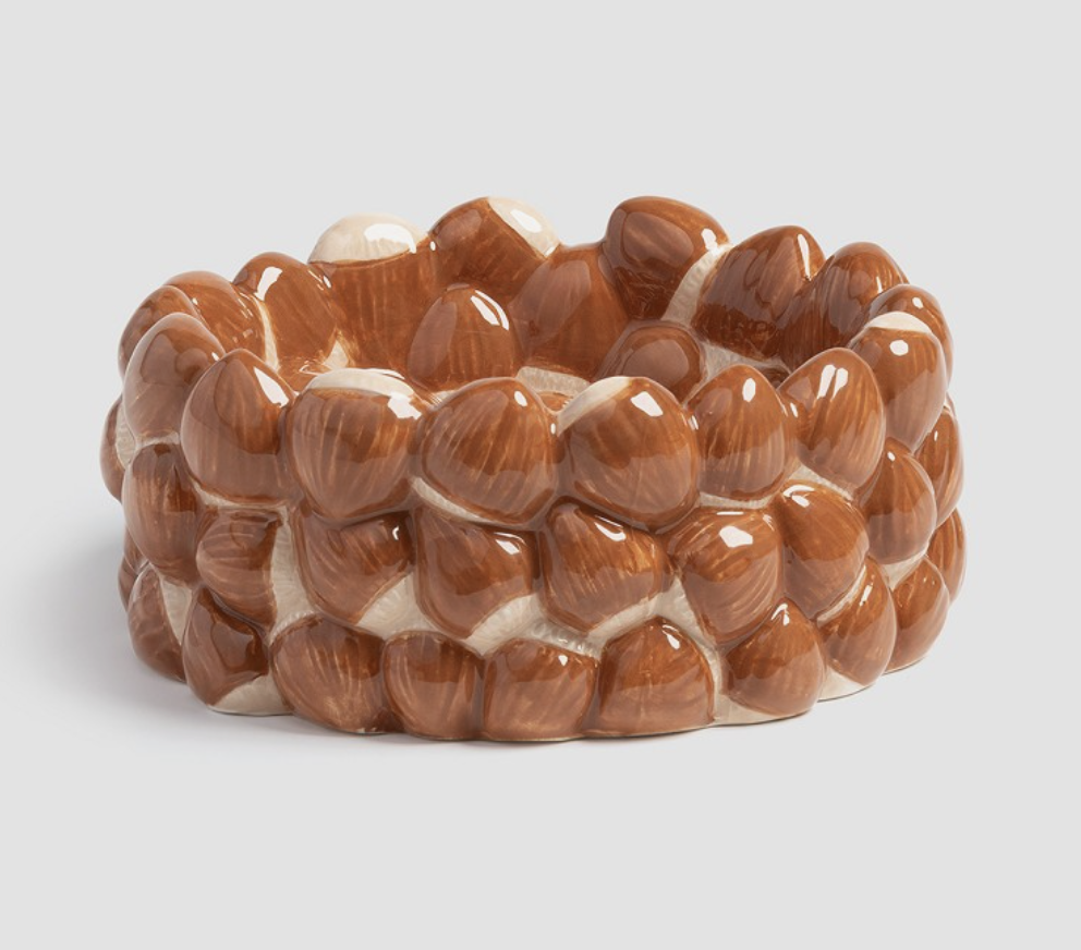 Bowl hazelnut