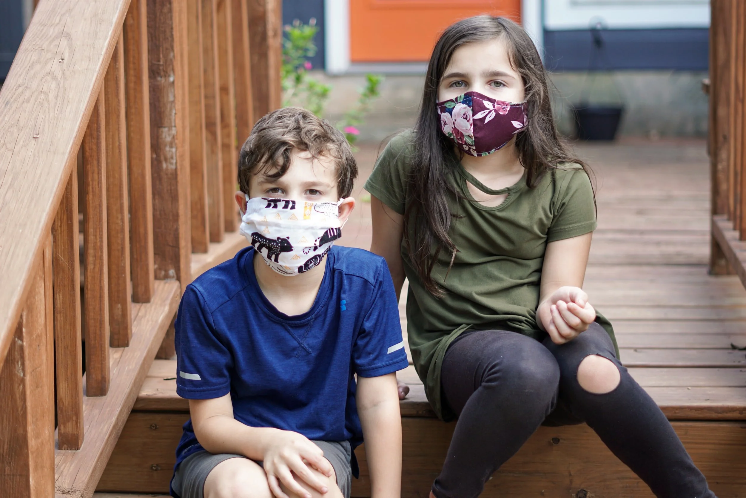 Translated: Face coverings - for young people