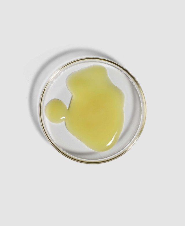 FG-FCYRS2030-CONCENTRATED-RETINOL-SERUM-2-03__48380.jpg