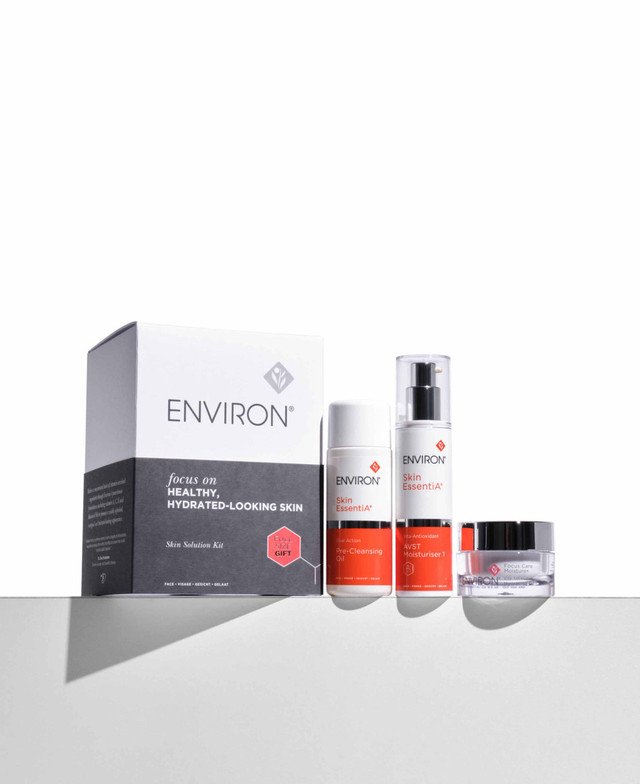 SKIN-SOLUTION-SETS-HYDRATED-01_1__52228.1714143455__95686.jpg