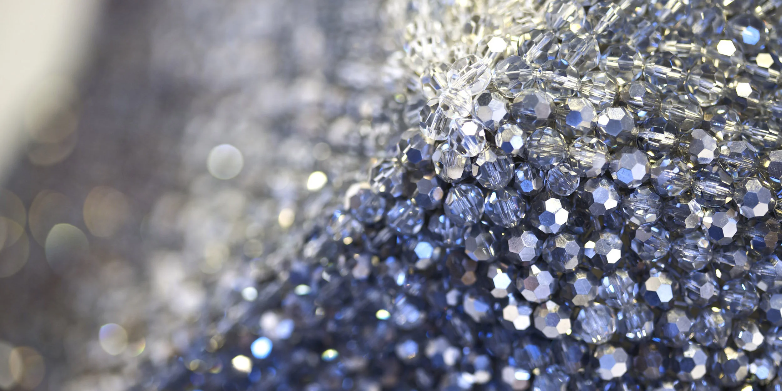 Eva_Menz_Stellation_Aruba_beads_detail.jpg