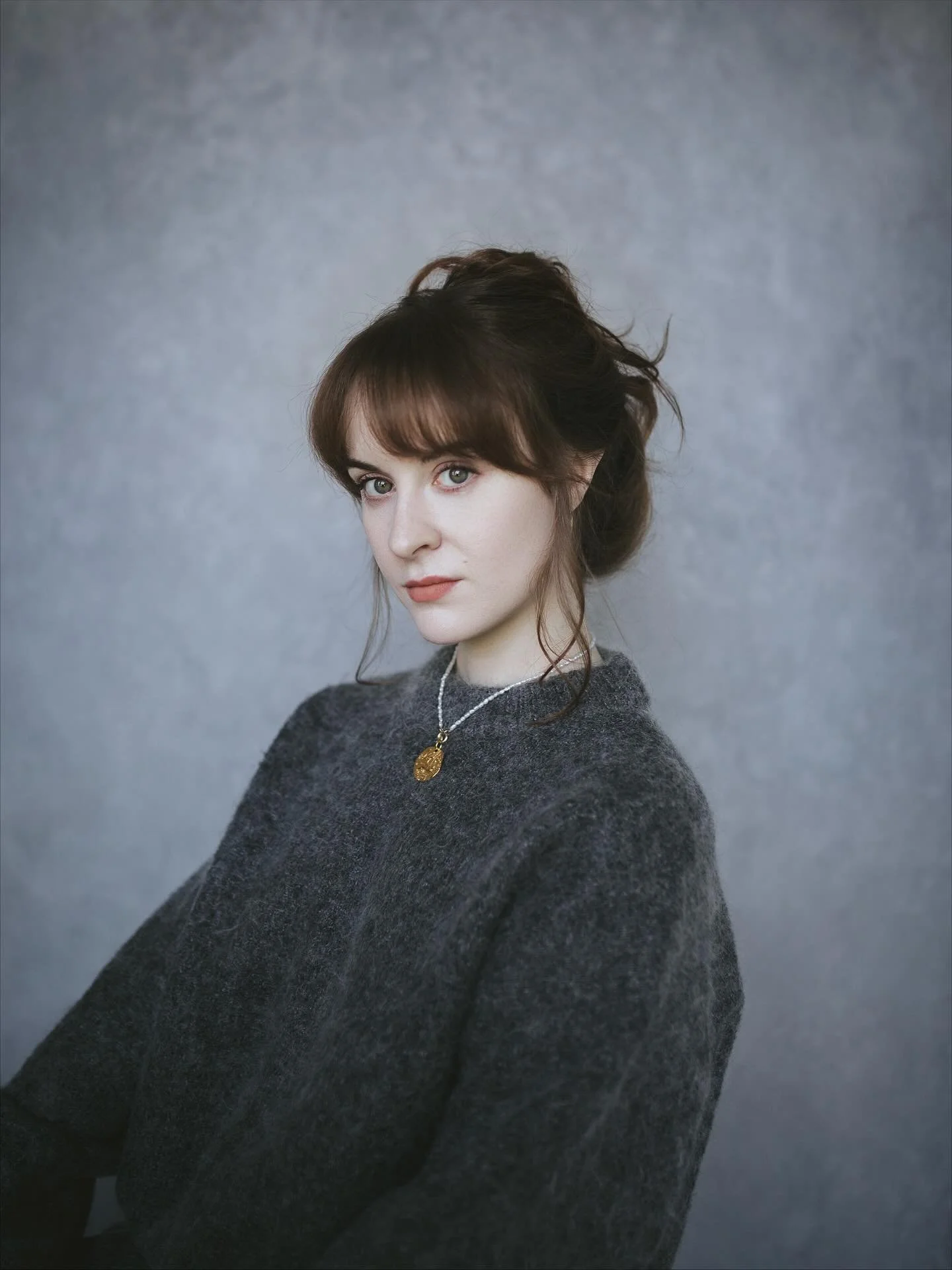 thank you to the amazing @alex_cameron for making me look like a professional writer gal (and also maybe a witchy lady on a picnic and a badass vamp) 📸 ❤️