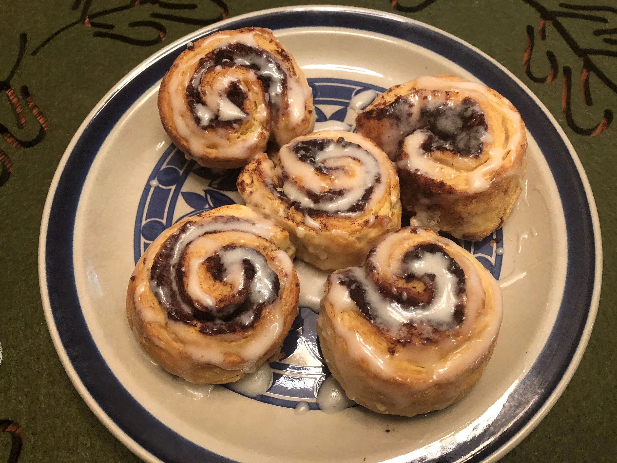 Mini Cinnis with Easy Icing