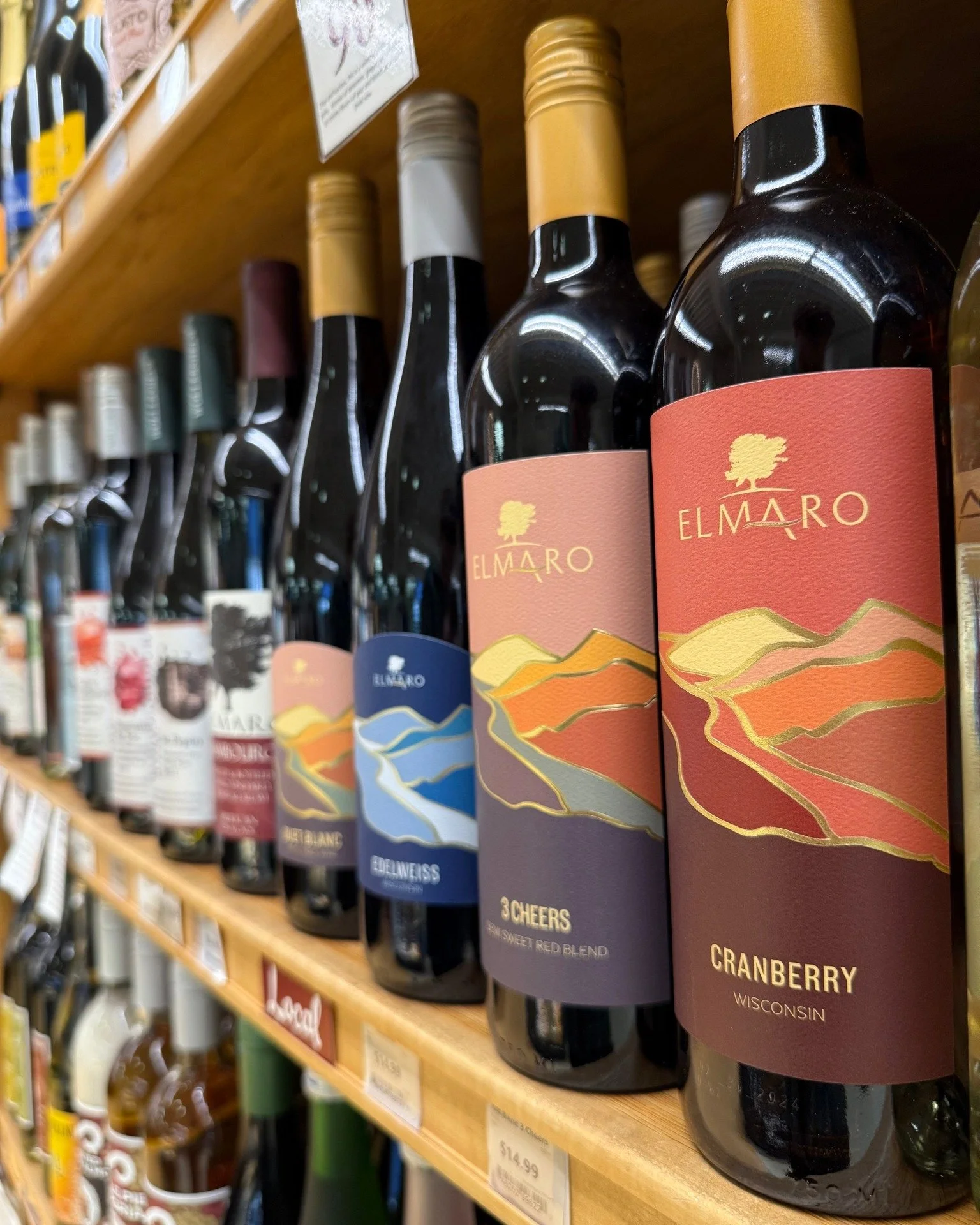 🎁🍷 Give the gift of local this holiday season! During our Holiday Wine Sale, Dec. 12&ndash;14, Co-op Owners save 20% on ALL wine, including local favorites, while non-owners save 15%. Thoughtful, delicious, and crafted close to home, locally made w