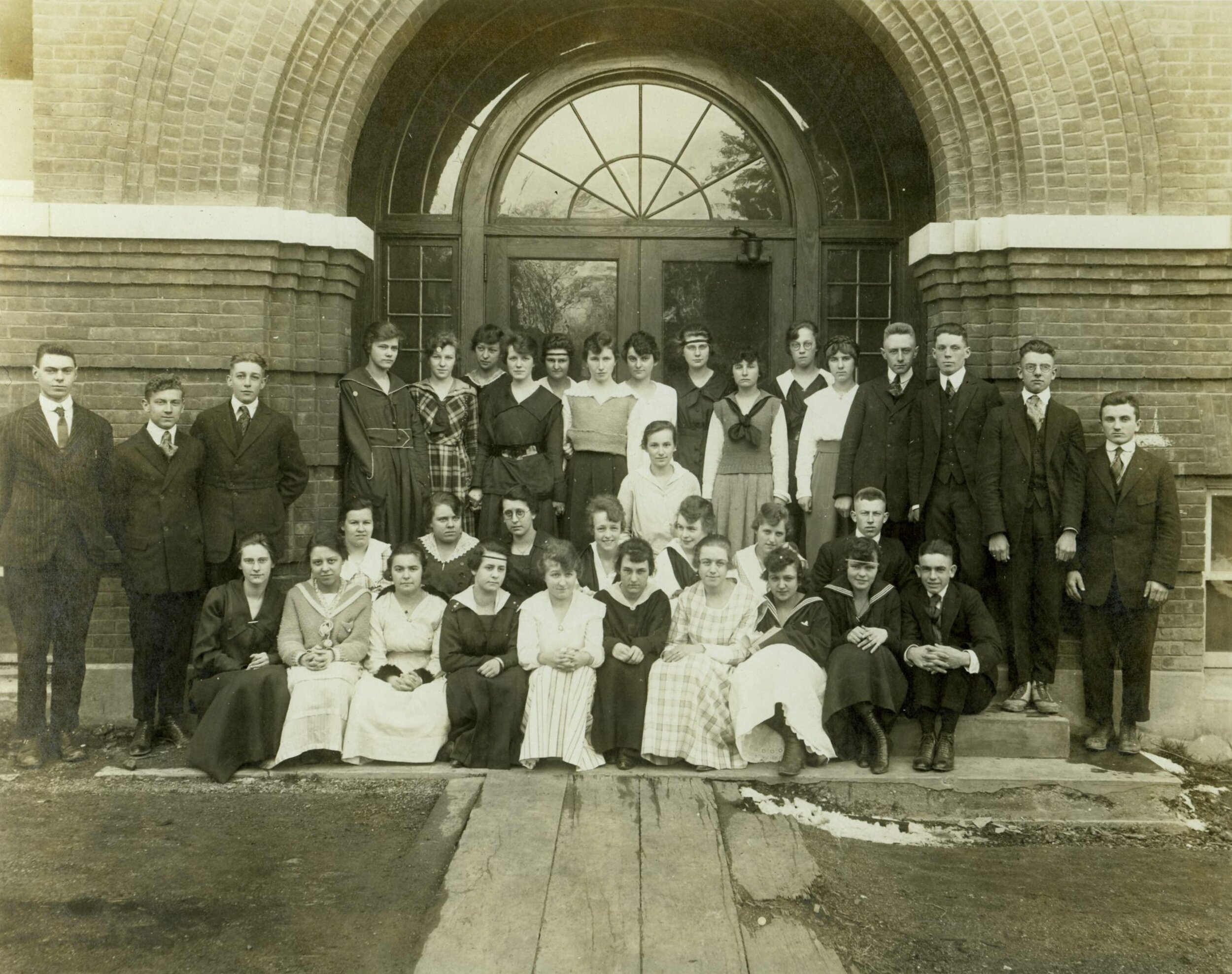 Middlebury College Class of 1918 by photographer Gove