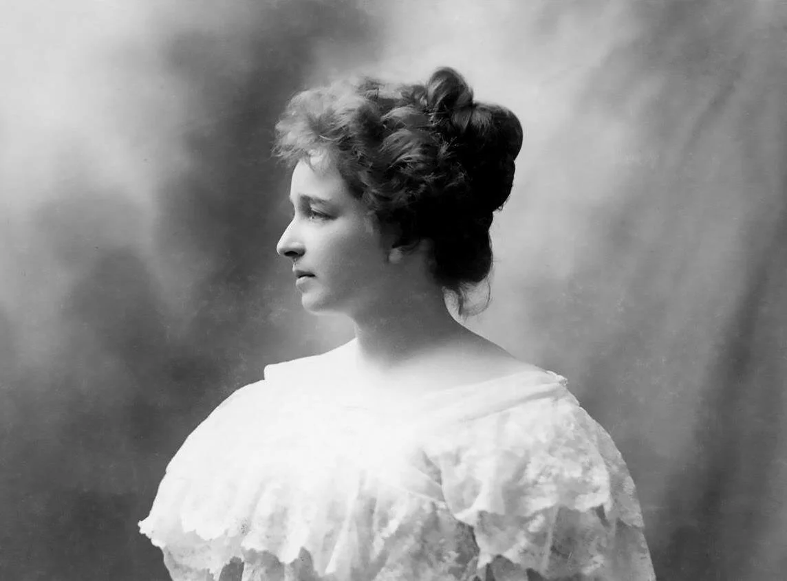 Connecting with the Past in Today's Present: Anna Jessica Stewart Sylvester Swift 