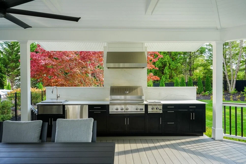 Celebrating Earth Day with a space designed to bring people closer to the outdoors! This custom outdoor kitchen blends functional design with nature, creating a place to relax with friends and family while enjoying the fresh air.

Cabinet Line: Danve