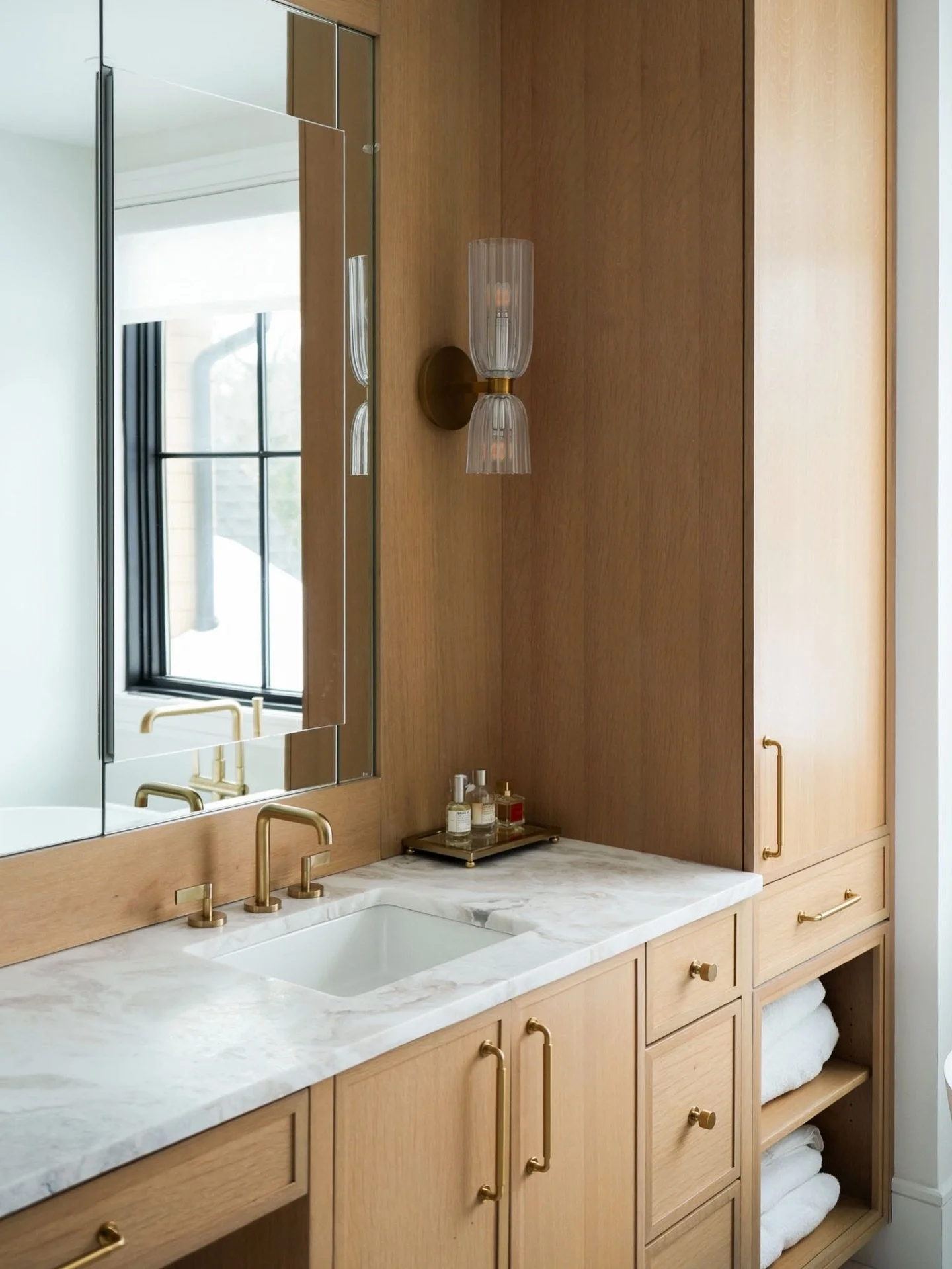 The final reveal of our Rise Project is releasing this Wednesday 🛁

#masterbathroomremodel #bathroomvanity #cabinetdesign