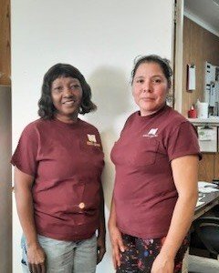 Congratulations to Odilia De Luna from Mag 1 on being with MFV for 10 years!! Pictured with Odilia is Mag 1 Manager Linda Boykin.