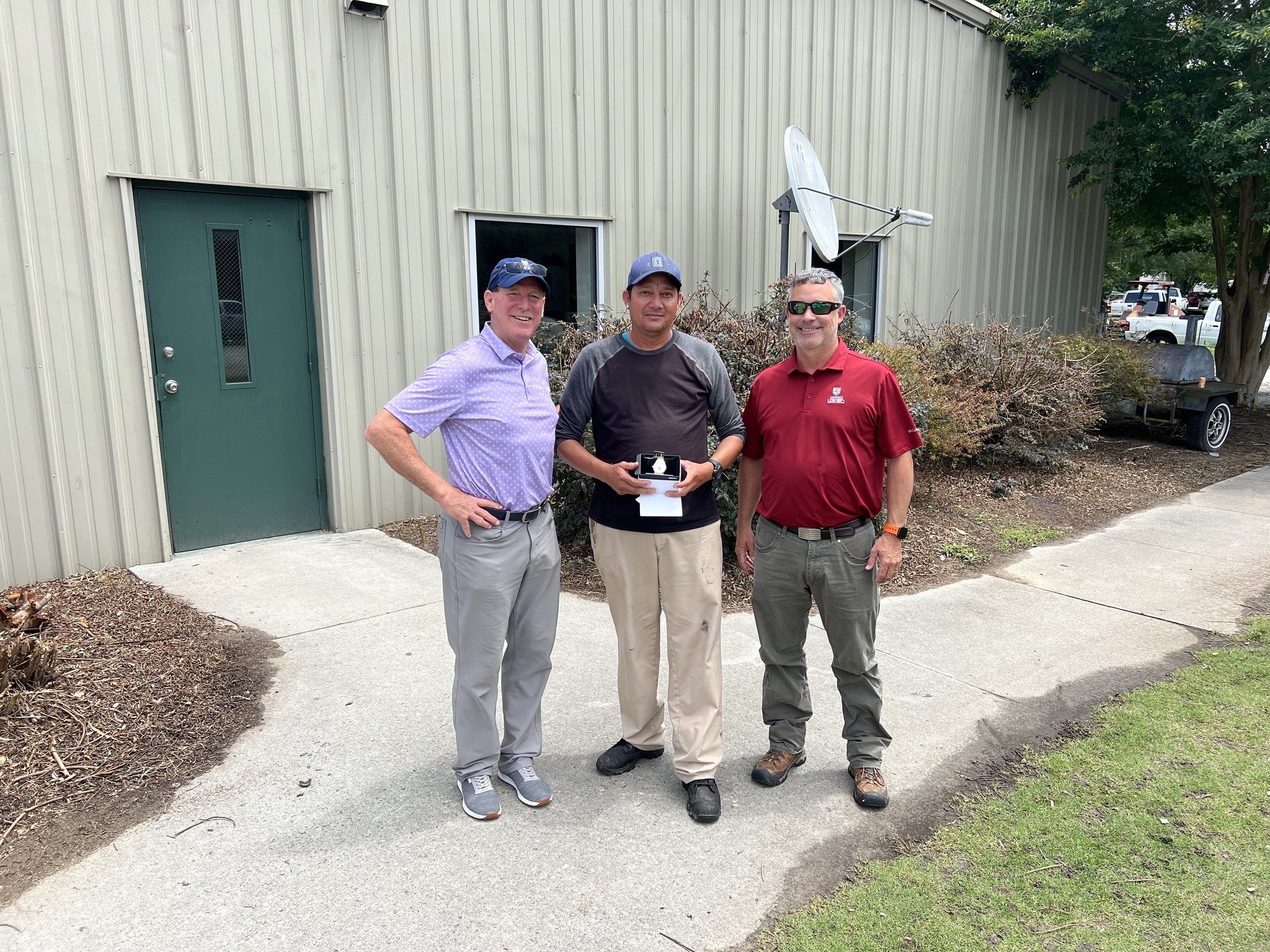 Congratulations to Olvin Murillo Rodriguez from@riverlandingnc  Golf Course Maintenance on being with MFV for 15 years! Pictured with Olvin are Director of Hospitality and Club Operations Larry George and Director of Golf Maintenance Chris Humphrey.