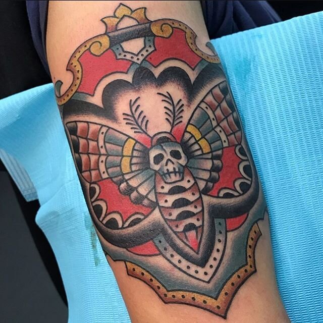 Tattoo by: @tommy_wenzell_tattoos 
For appointments please email twenzelltattoos@gmail.com or stop in shop.
&bull;
213-02 42nd Ave.
Bayside, NY 11361
718-423-2637
&bull;
#topshelftattoo #topshelftattoonyc #tattoo #tattoos #traditionaltattoo #traditio