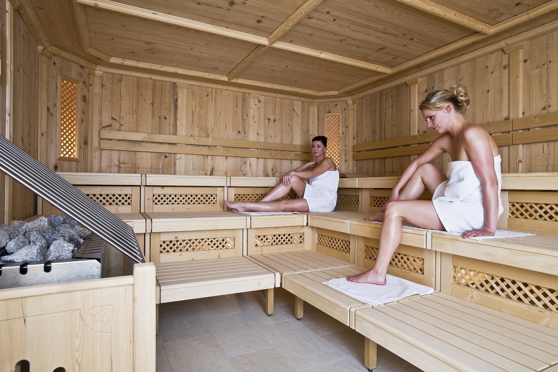 Slideshow Sauna.jpg