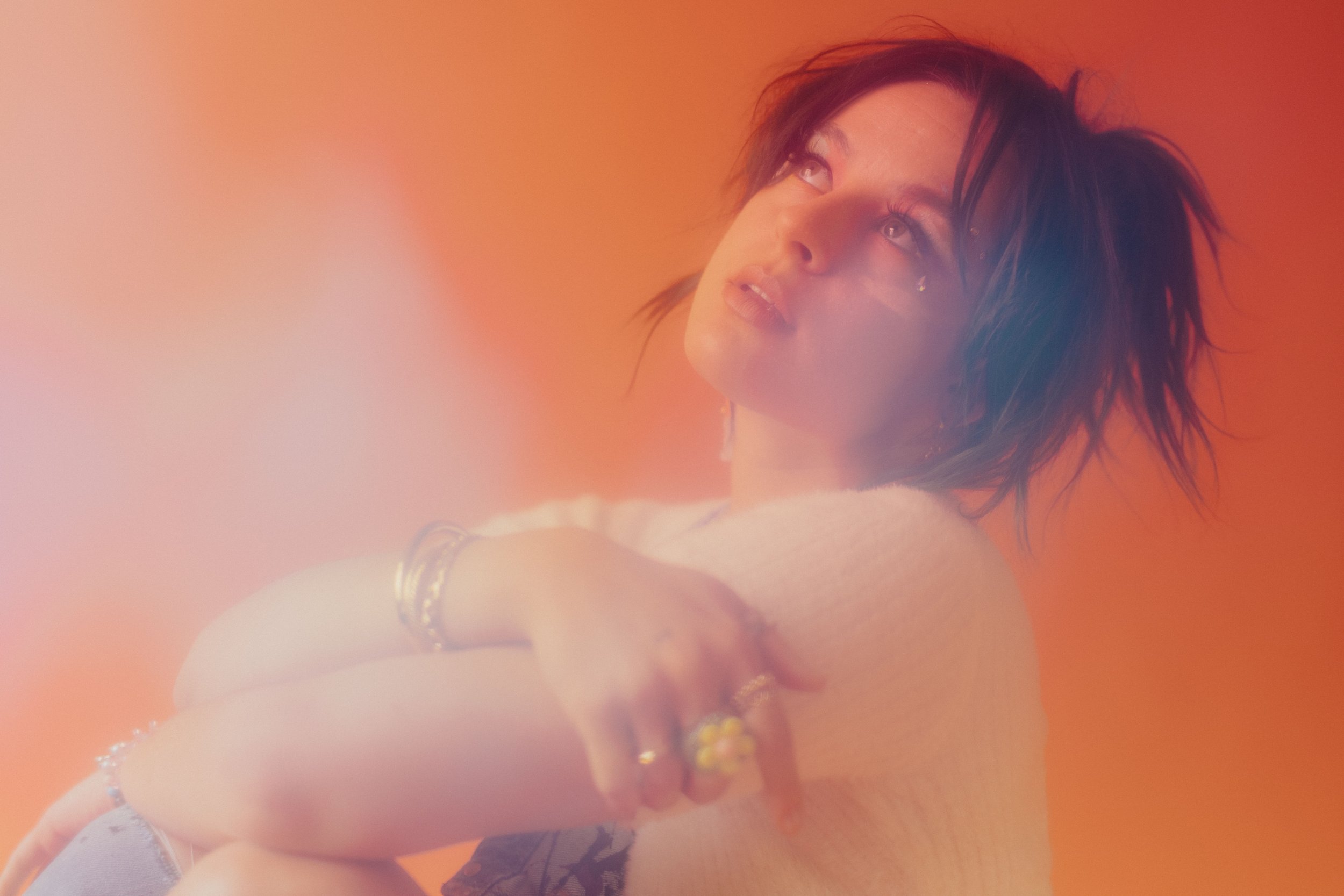 Queer Canadian artist Xana emerges with energetic alt-pop sound to empower and inspire