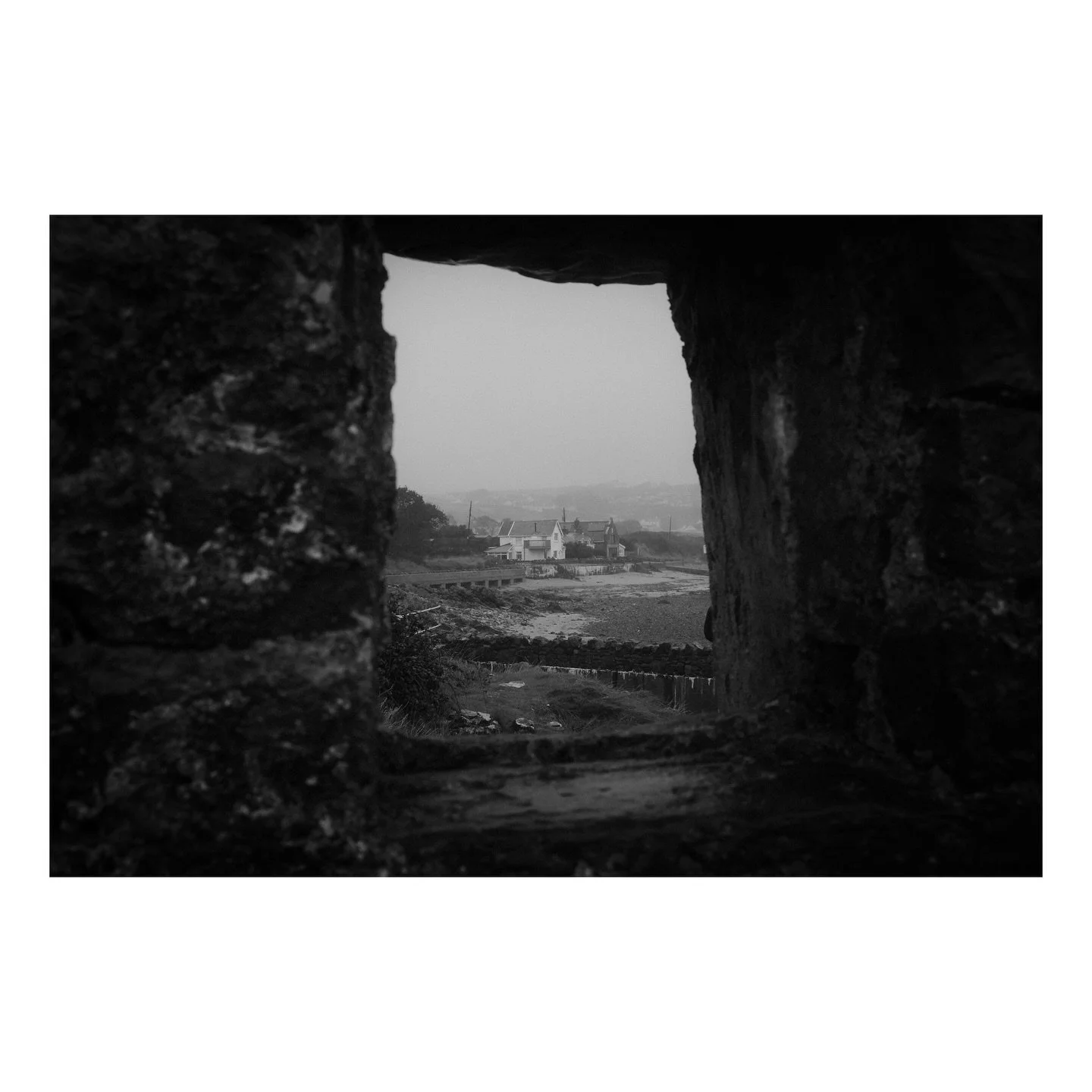 Gower Peninsula &bull; Back from a week off, I&rsquo;ll be tackling emails and forms tonight and tomorrow. 
&bull;
&bull;
&bull;
&bull;
&bull;
#wales #gowerpeninsula #porteynon #fujifilm #fujifilmx100ⅵ #x100ⅵ