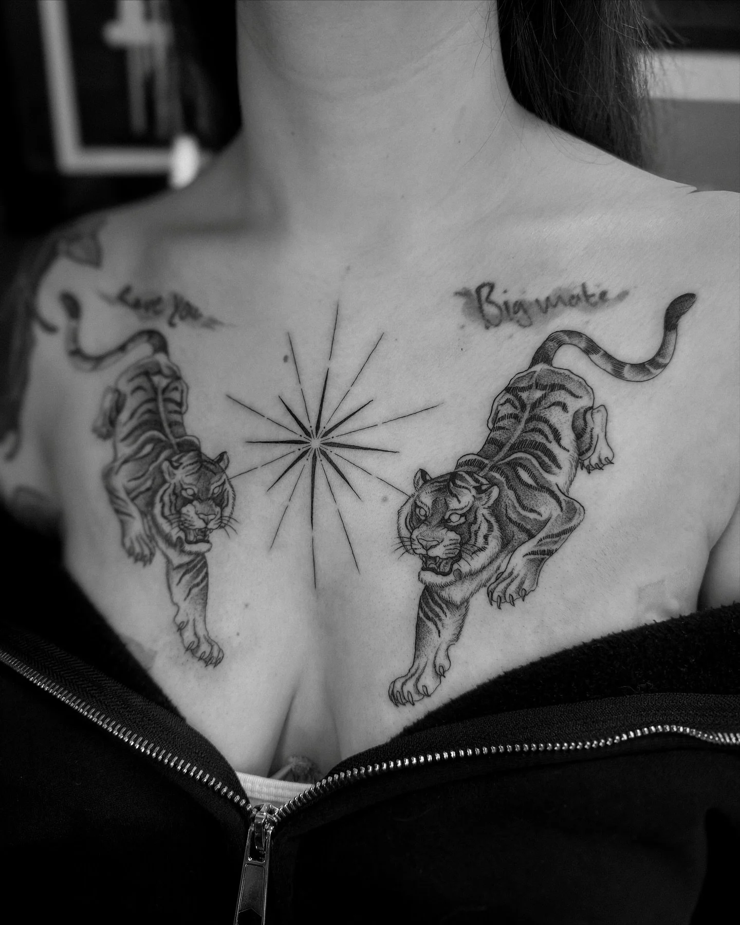 Tigers for Abi &bull; She sat like an absolute rock for this one 💪 
&bull;
&bull;
&bull;
&bull;
&bull;
#tattoo #tattoos #chesttattoo #tattooideas #finelinetattoo #tigertattoo #tiger #tattooartist #tattooer #leamingtonspa #loveleam