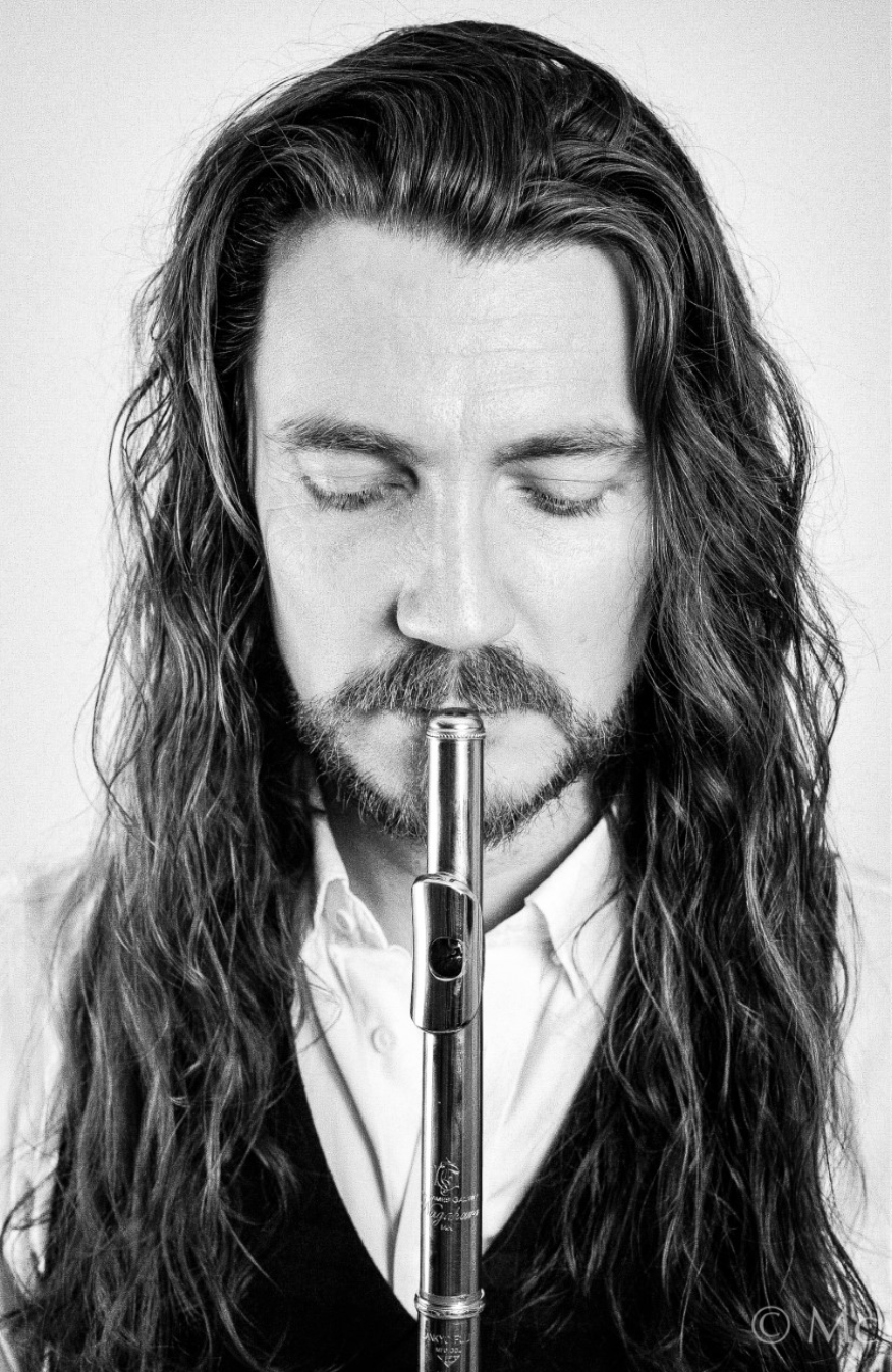 Ian Mullin LRAM ARAM - Flautist - Freelance musician