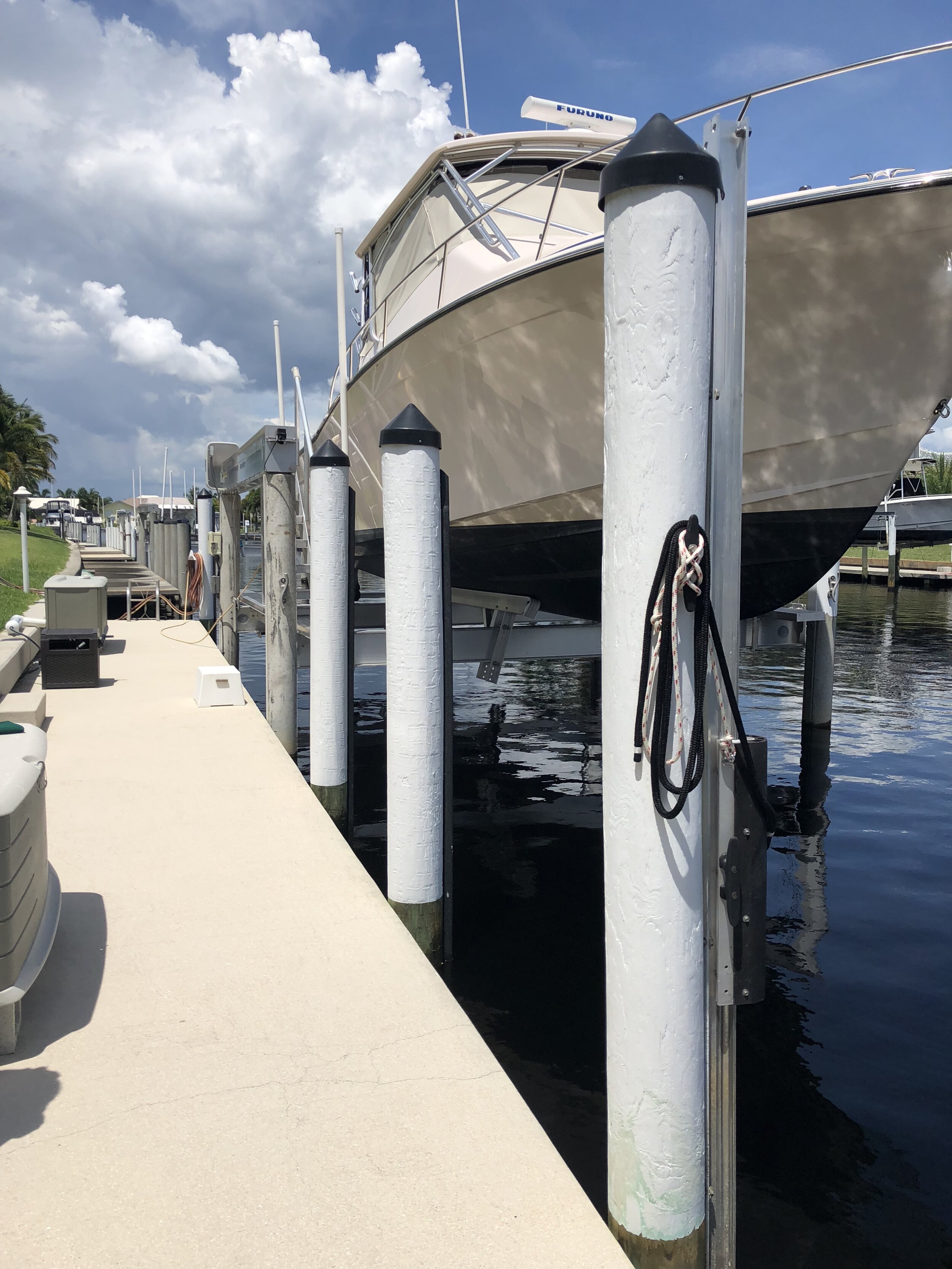 New Dock and Boat Lift! 