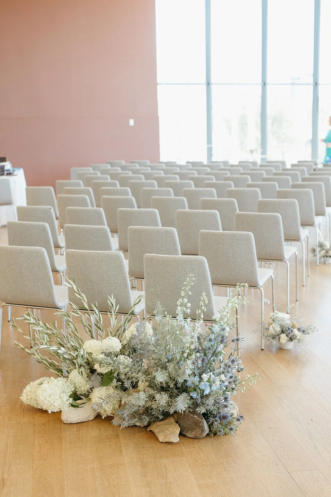 remai modern wedding saskatoon floral design