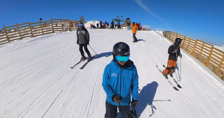 How To Ski 7 Must Know Tips For Beginners Peakrankings